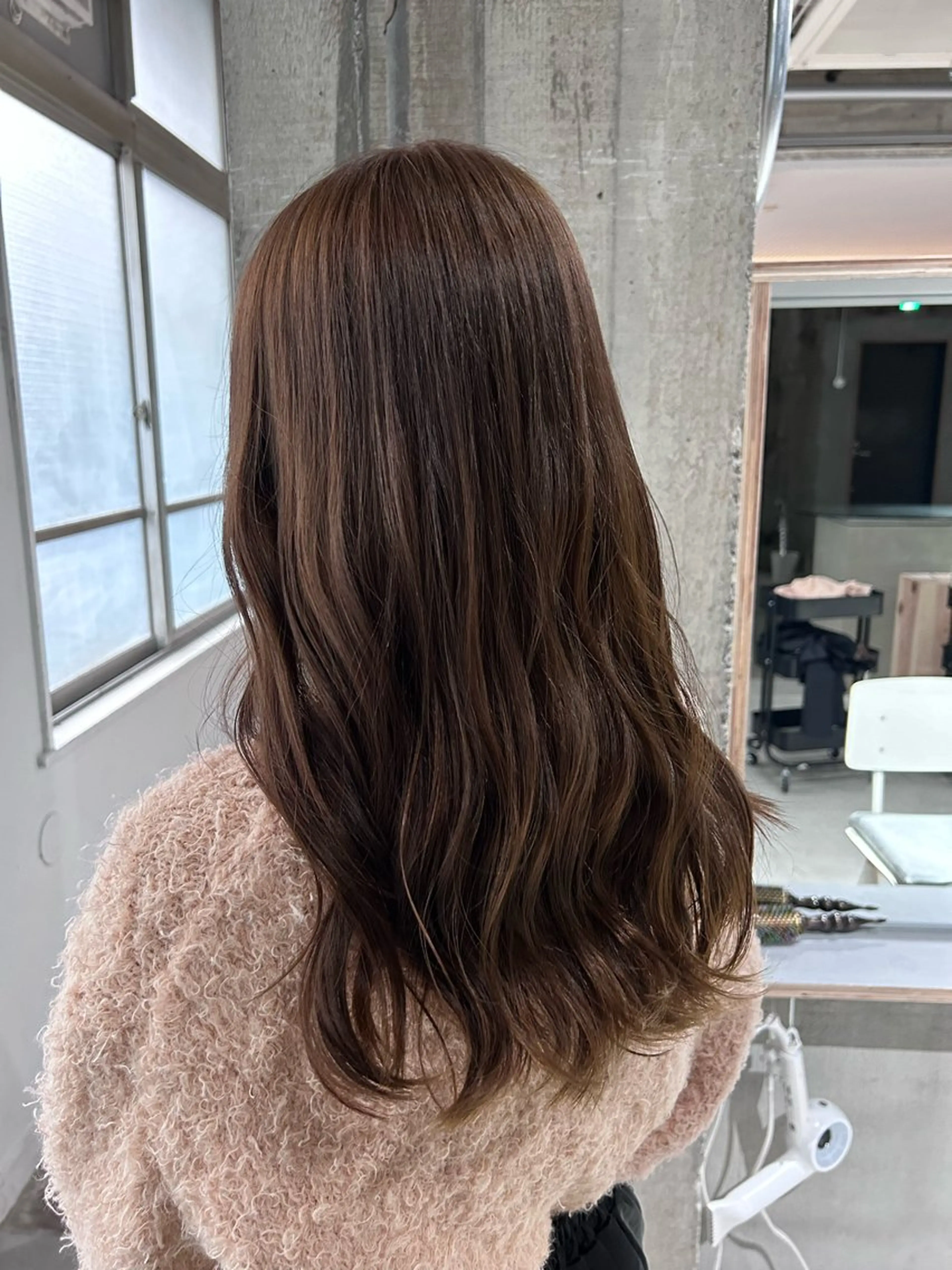 セミロング カラー ヘアカラー 玉置 七海のヘアスタイル