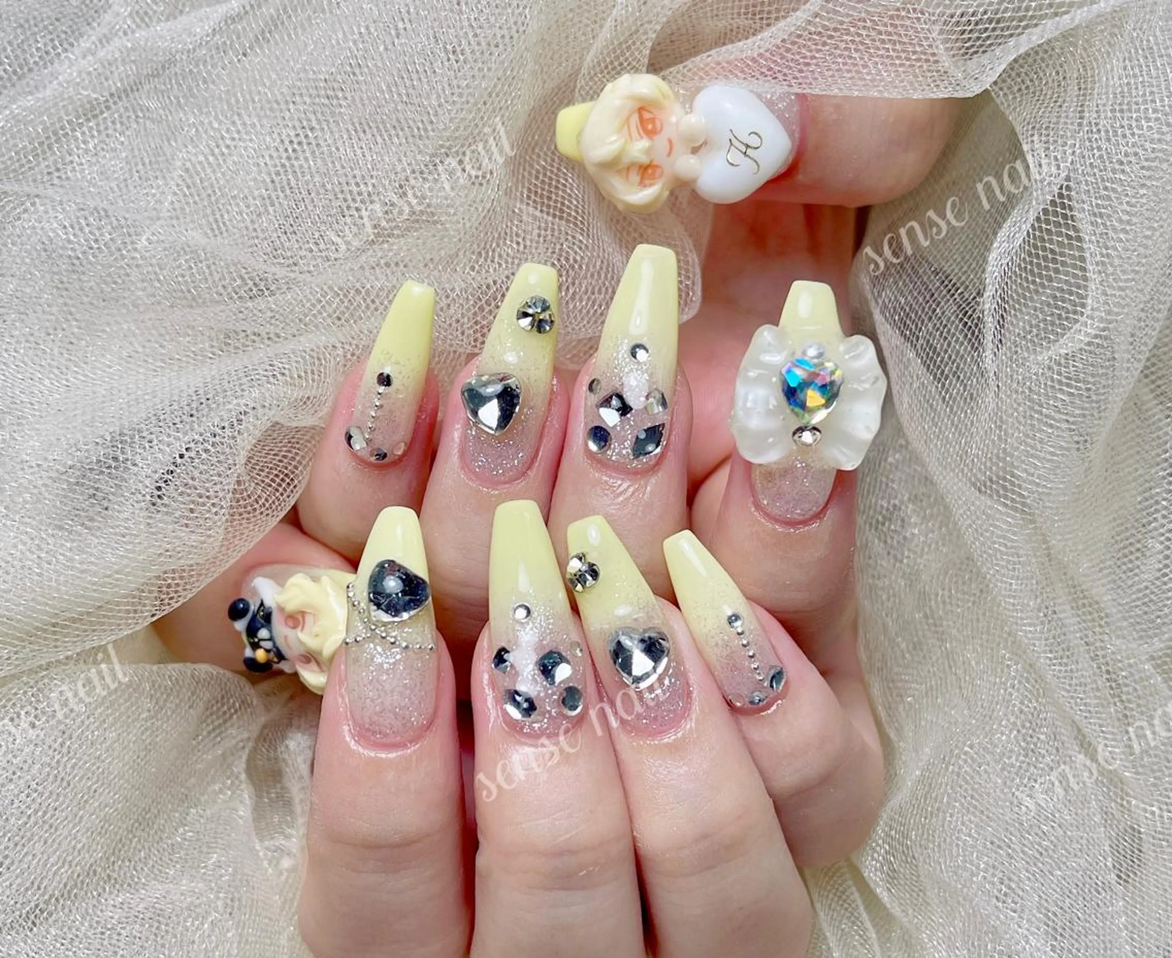 ネイル 持ち込み Bunny 🐰のネイルデザイン