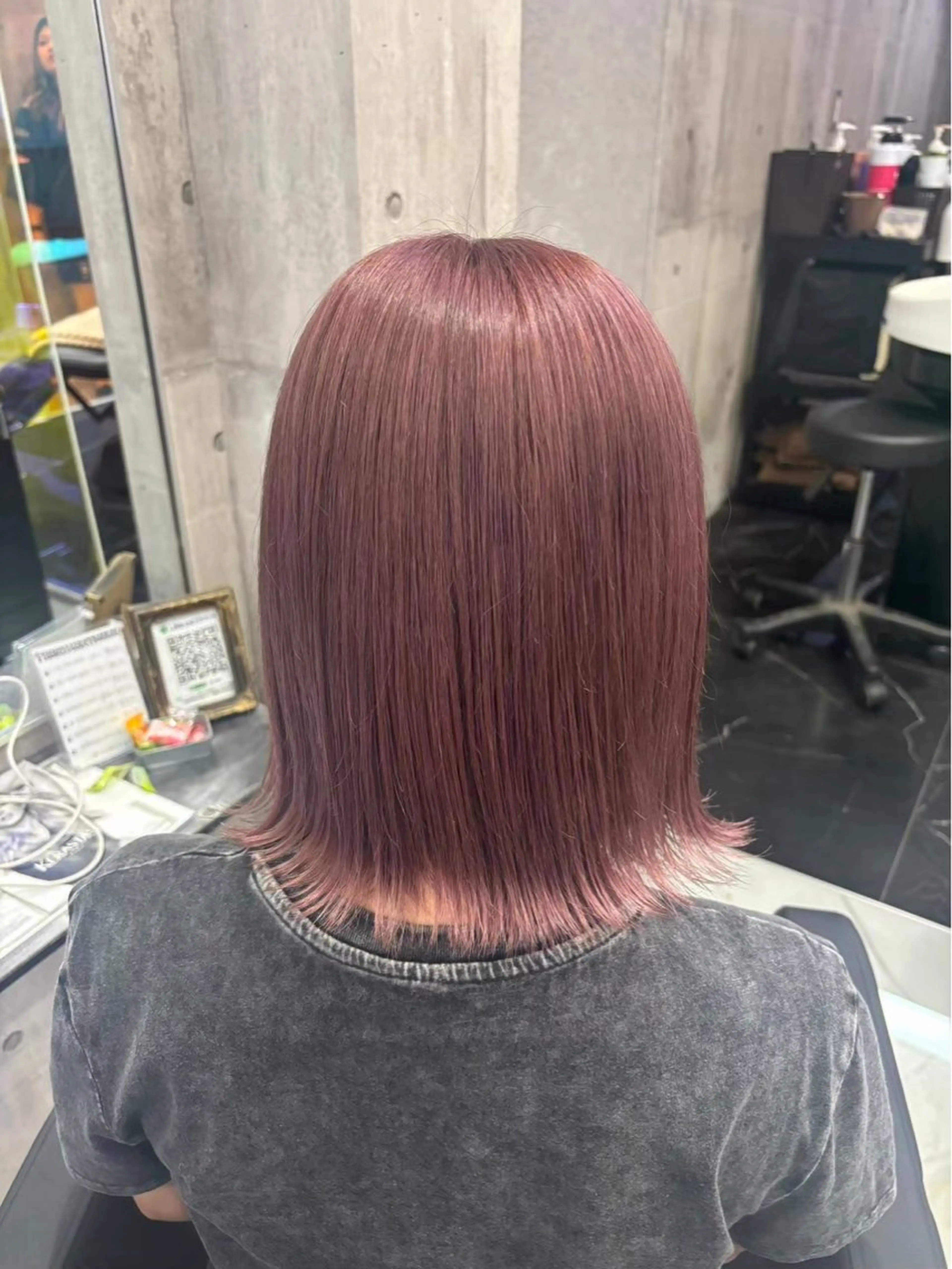 【営業後限定🌙19:00〜】ボブカット+ダブルカラー🍒さらさらトリートメント付きの写真