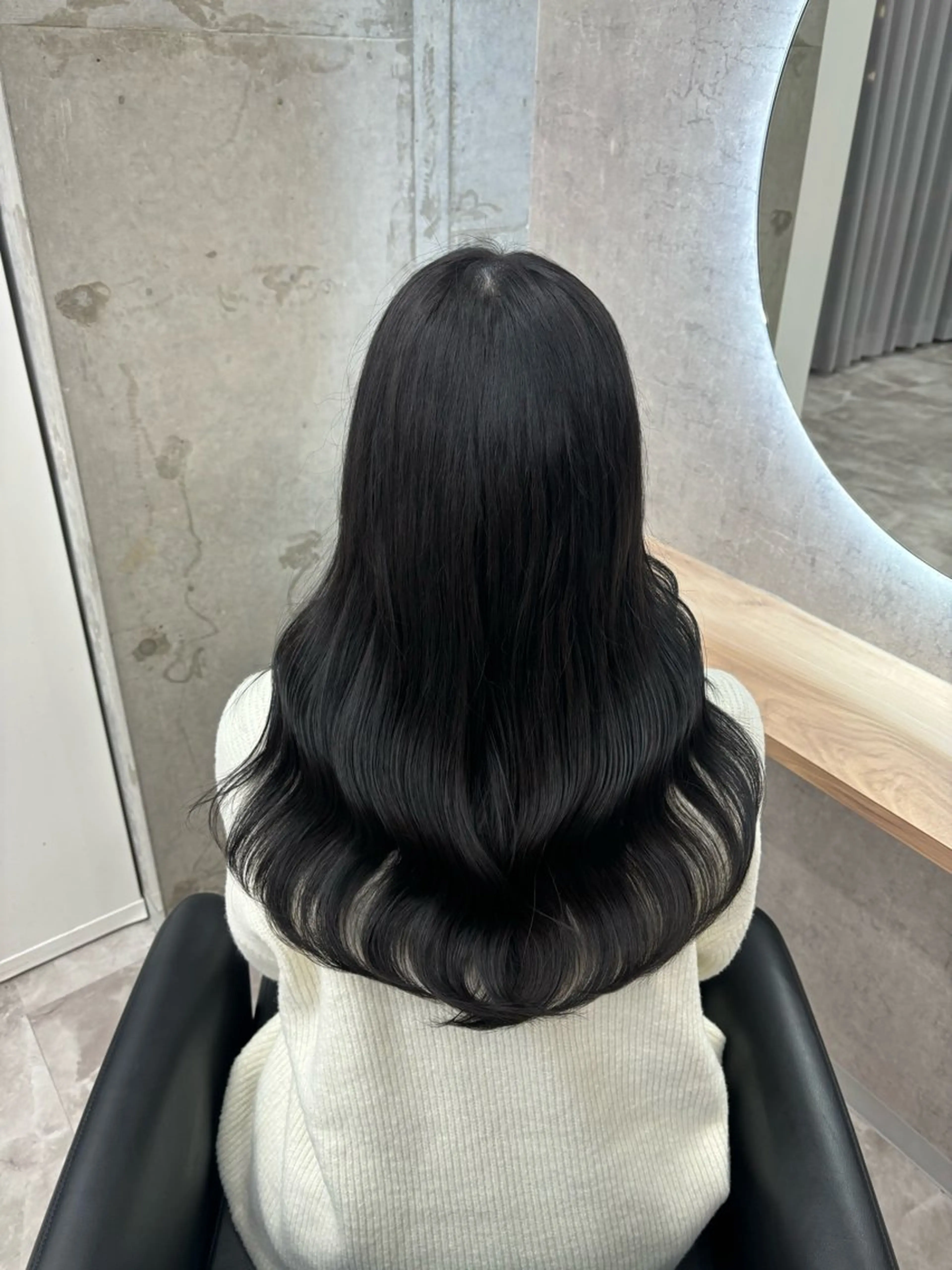 ロング カラー ヘアアレンジ 苗代萌/ぷるツヤ髪 🫧／レイヤーカットのヘアスタイル