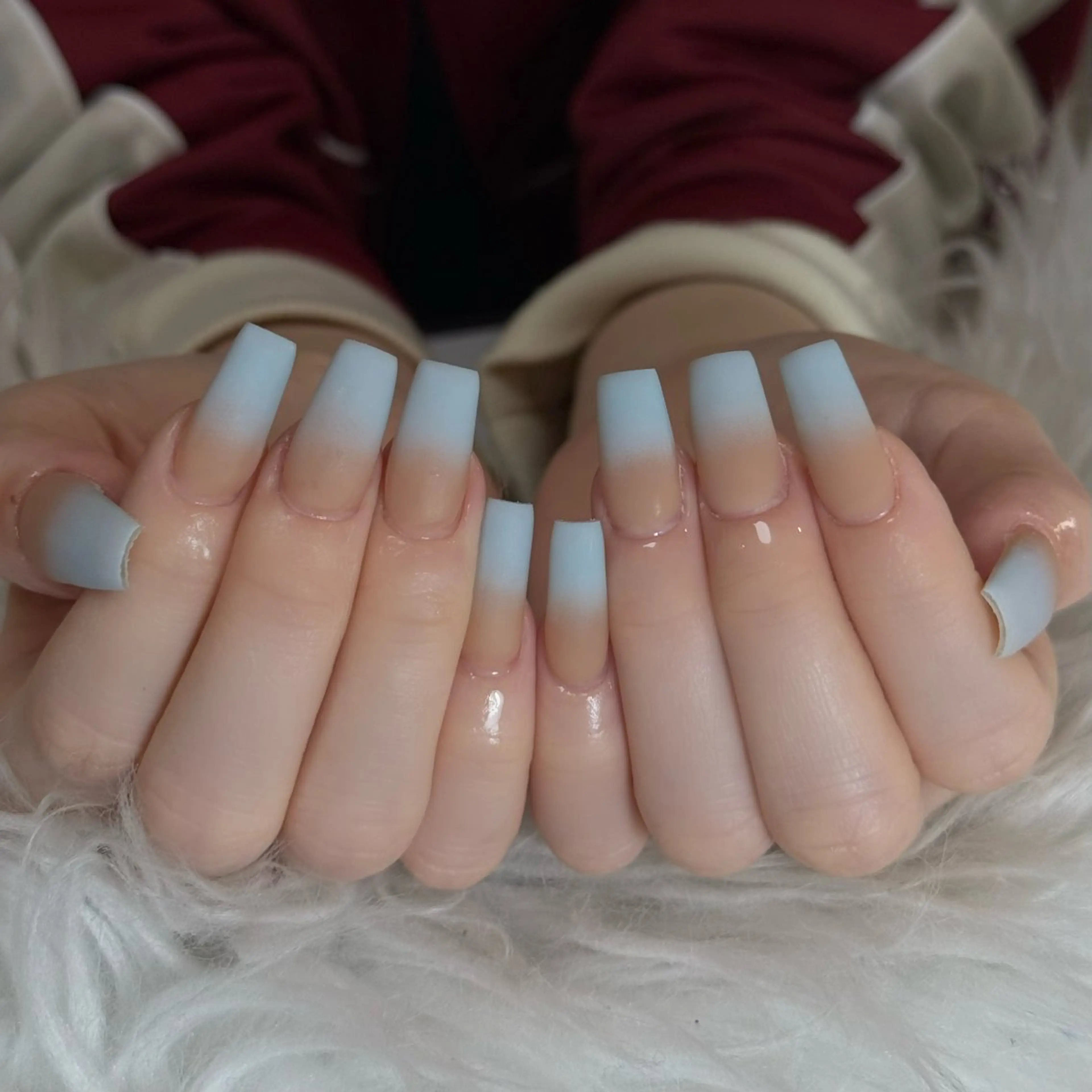 ネイル オーロラネイル ボルドー ブラウン 氷ネイル・うるうるネイル キラキラネイル ハンドネイル Julli NailStudioのネイルデザイン