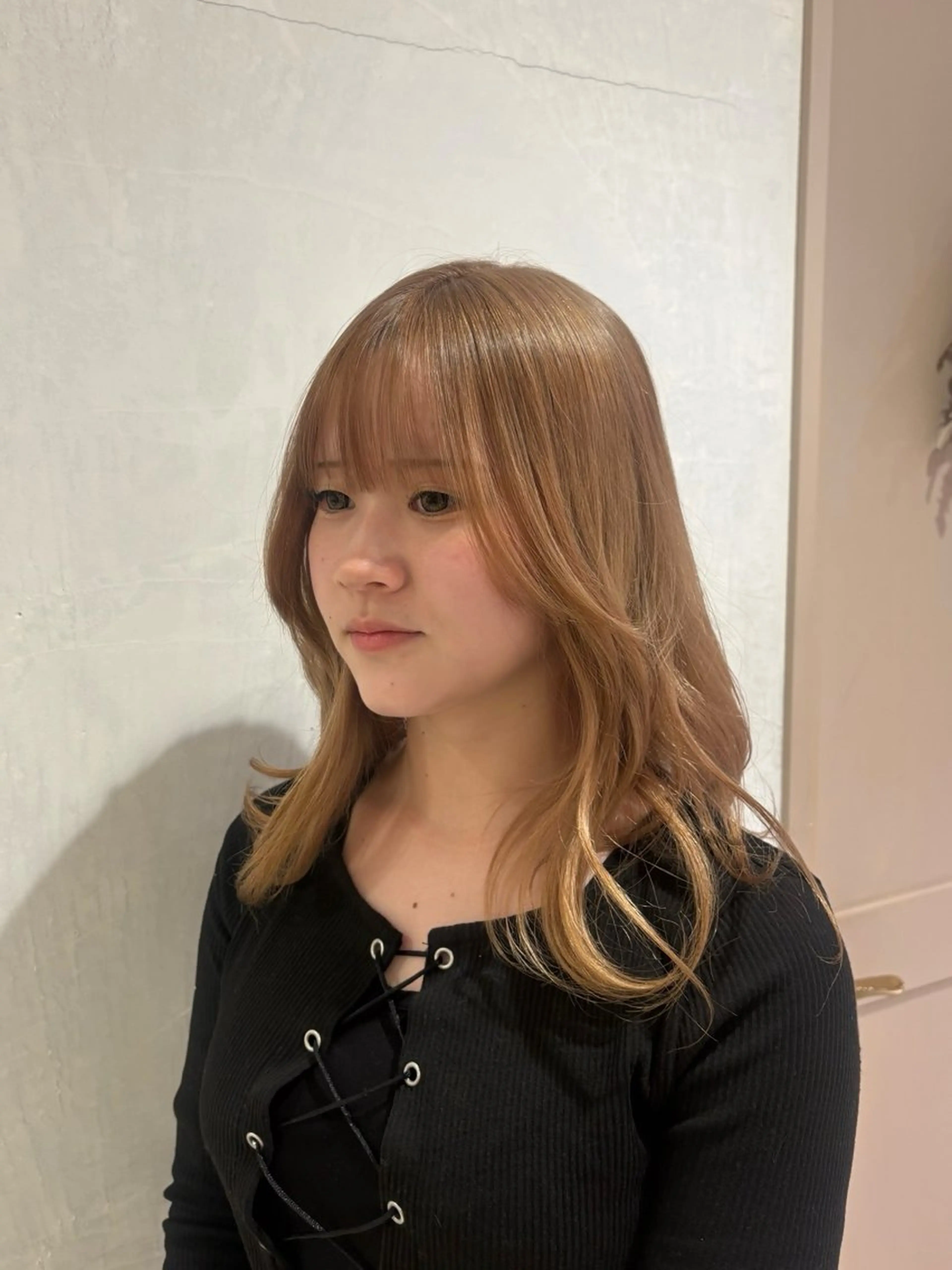 ミディアム ヘアカラー Kyeco大宮所属・足立 愛菜のヘアスタイル