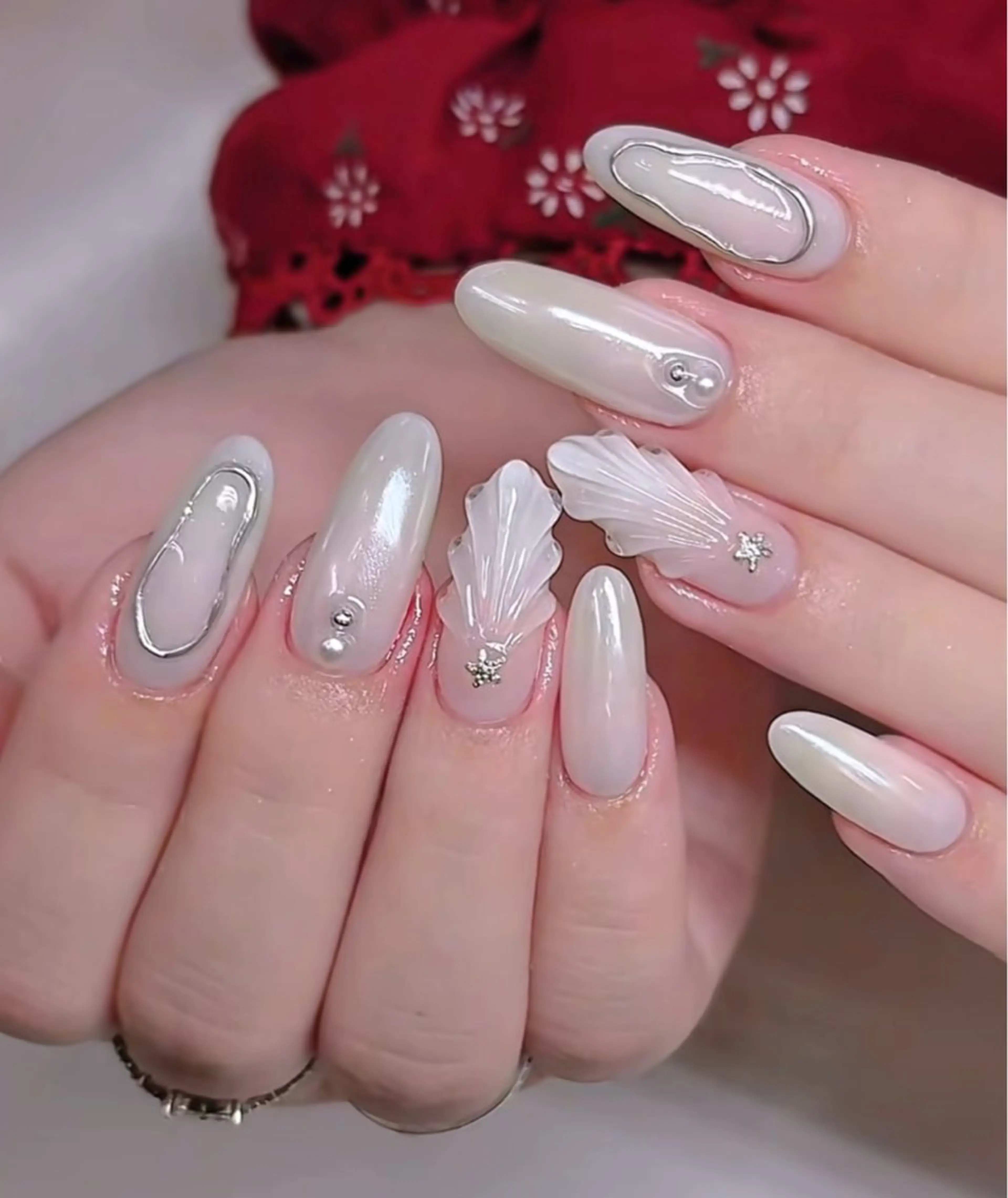 ネイル オーロラネイル チークネイル フットネイル フレンチネイル 韓国ネイル ハンドネイル Lumi Nail 新大久保3‘のネイルデザイン