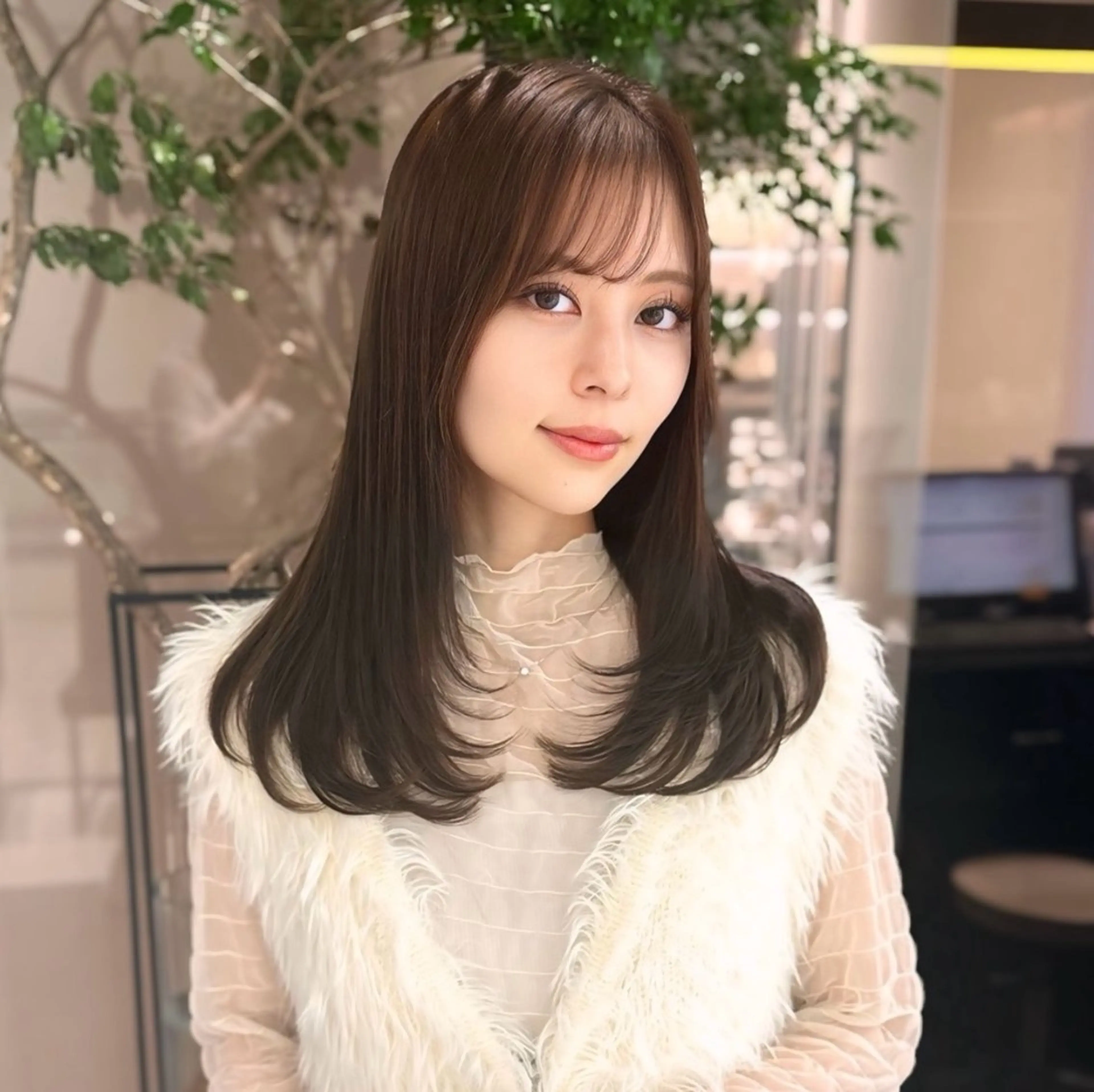 セミロング レイヤーカット Sayu🤍ktwo -nagoyaのヘアスタイル