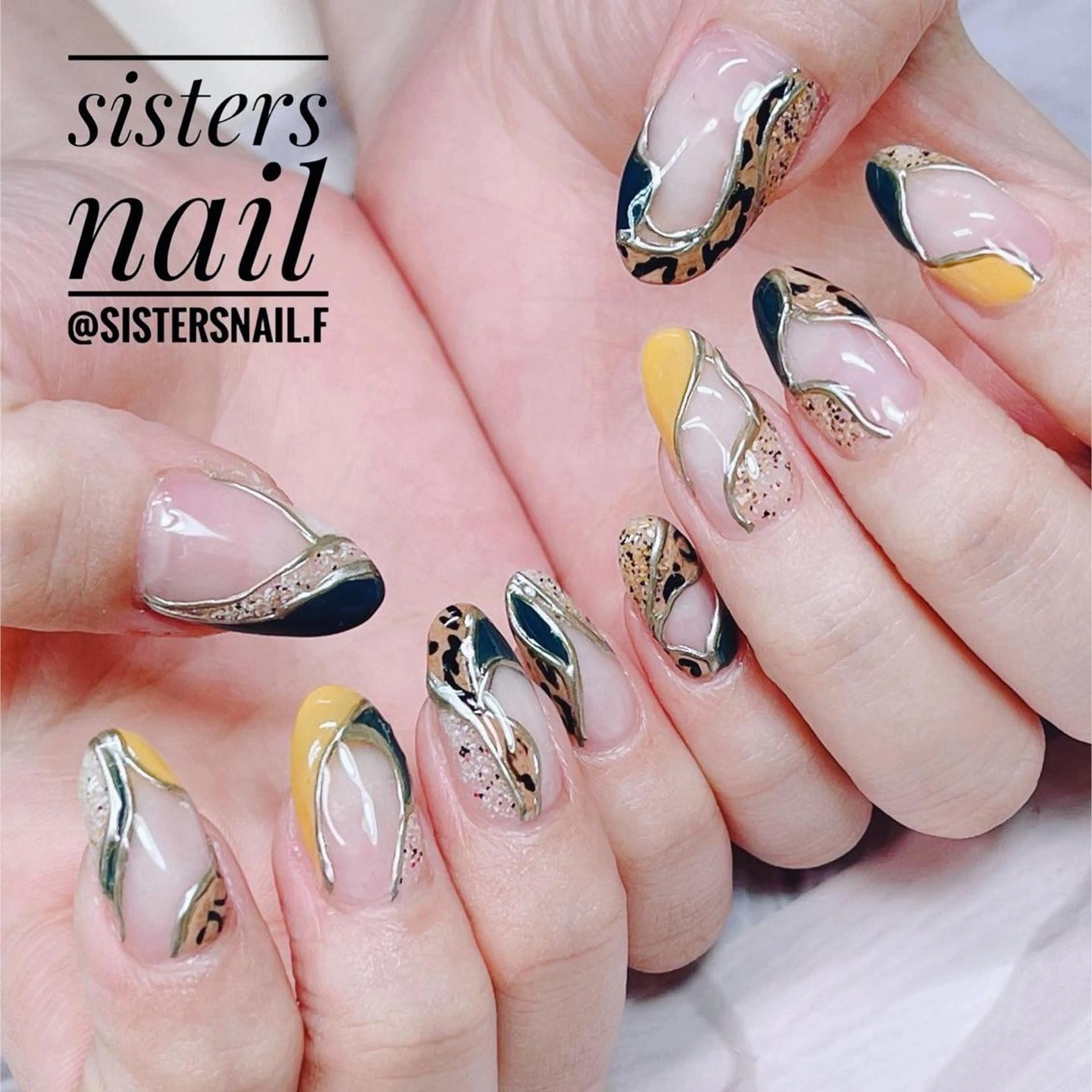 ネイル アニマル柄 アートネイル ジェルネイル ニュアンスネイル ストーンネイル sisters nail.fのネイルデザイン