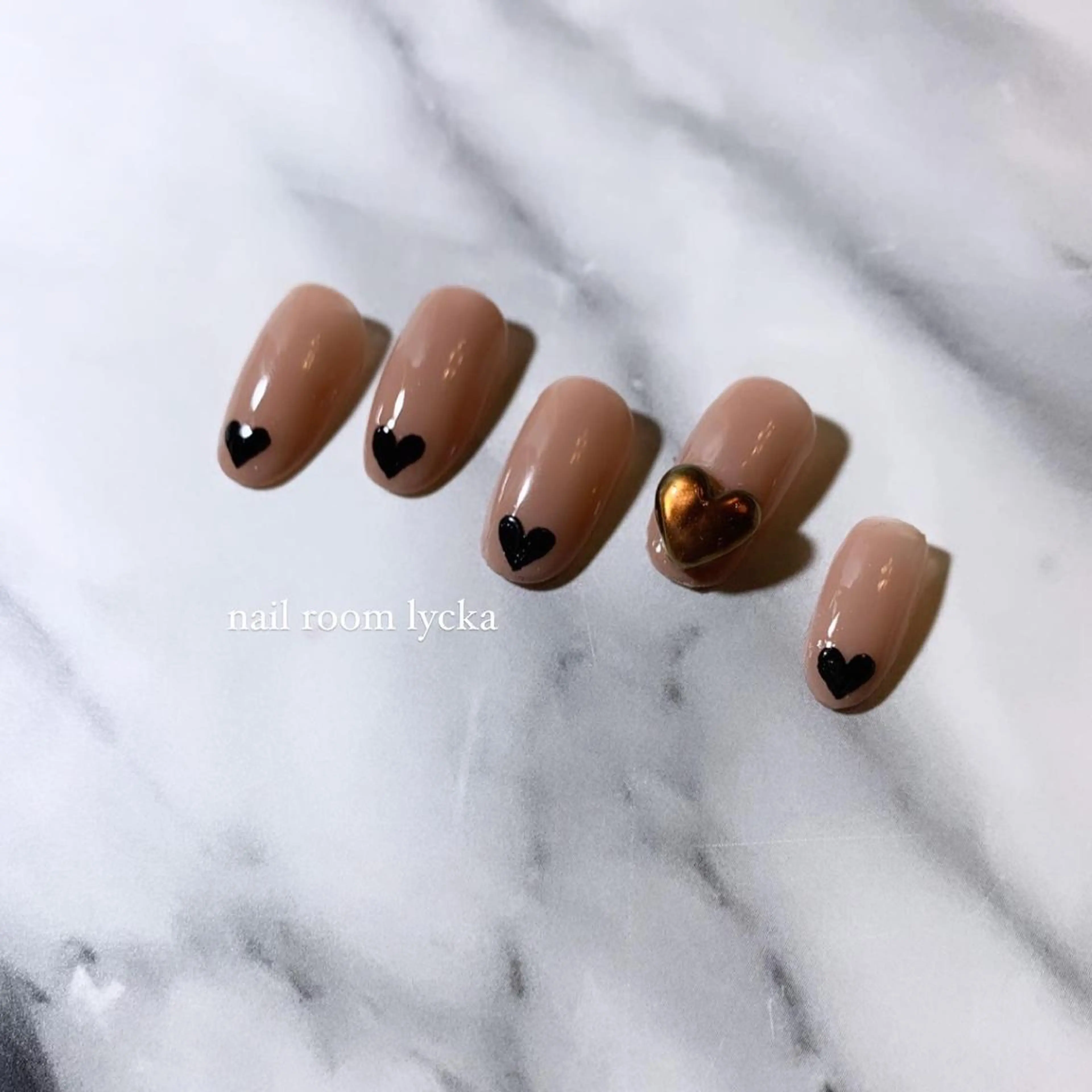 ネイル ﾈｲﾙﾙｰﾑﾘｯｶ 𝐦𝐚𝐲𝐮のネイルデザイン