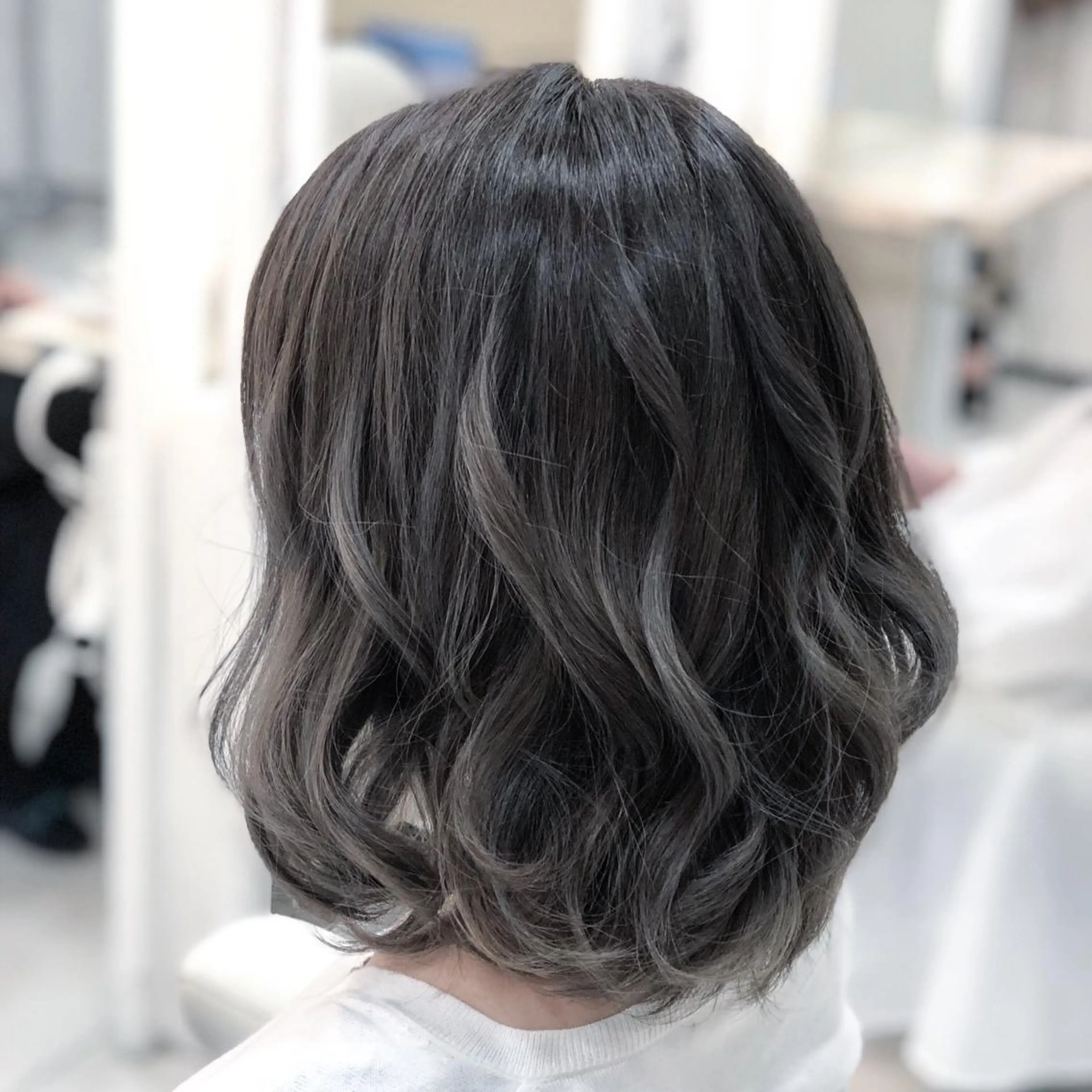 ショート カラー アッシュ シルバー シルバーアッシュ ヘアカラー 💙髪質改善 💙和田💙のヘアスタイル