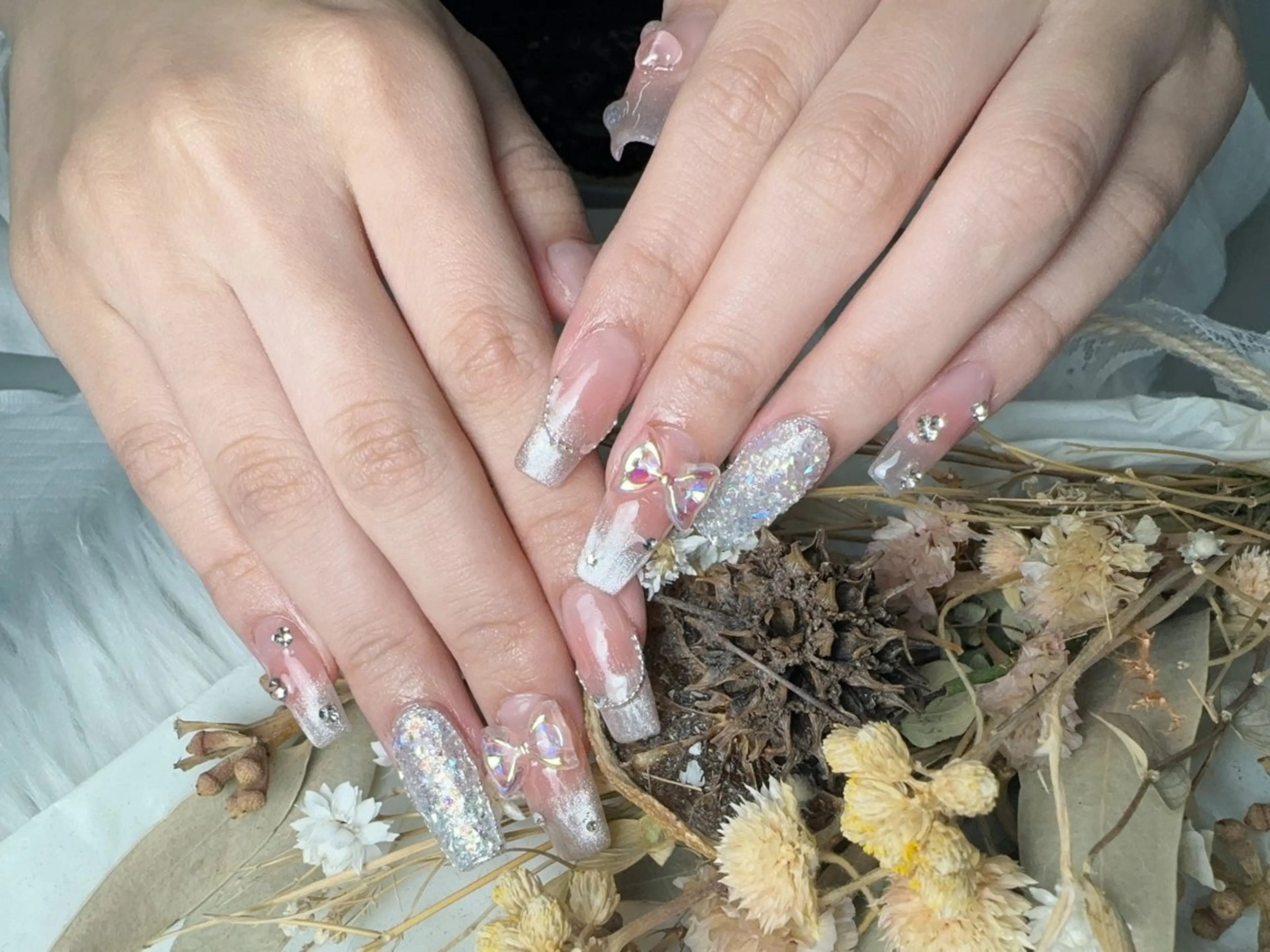 ネイル 長さ出し フレンチネイル ジェルネイル ガラスフレンチ 韓国ネイル ハンドネイル ハンドケア For U nail スカルプ専門店のネイルデザイン