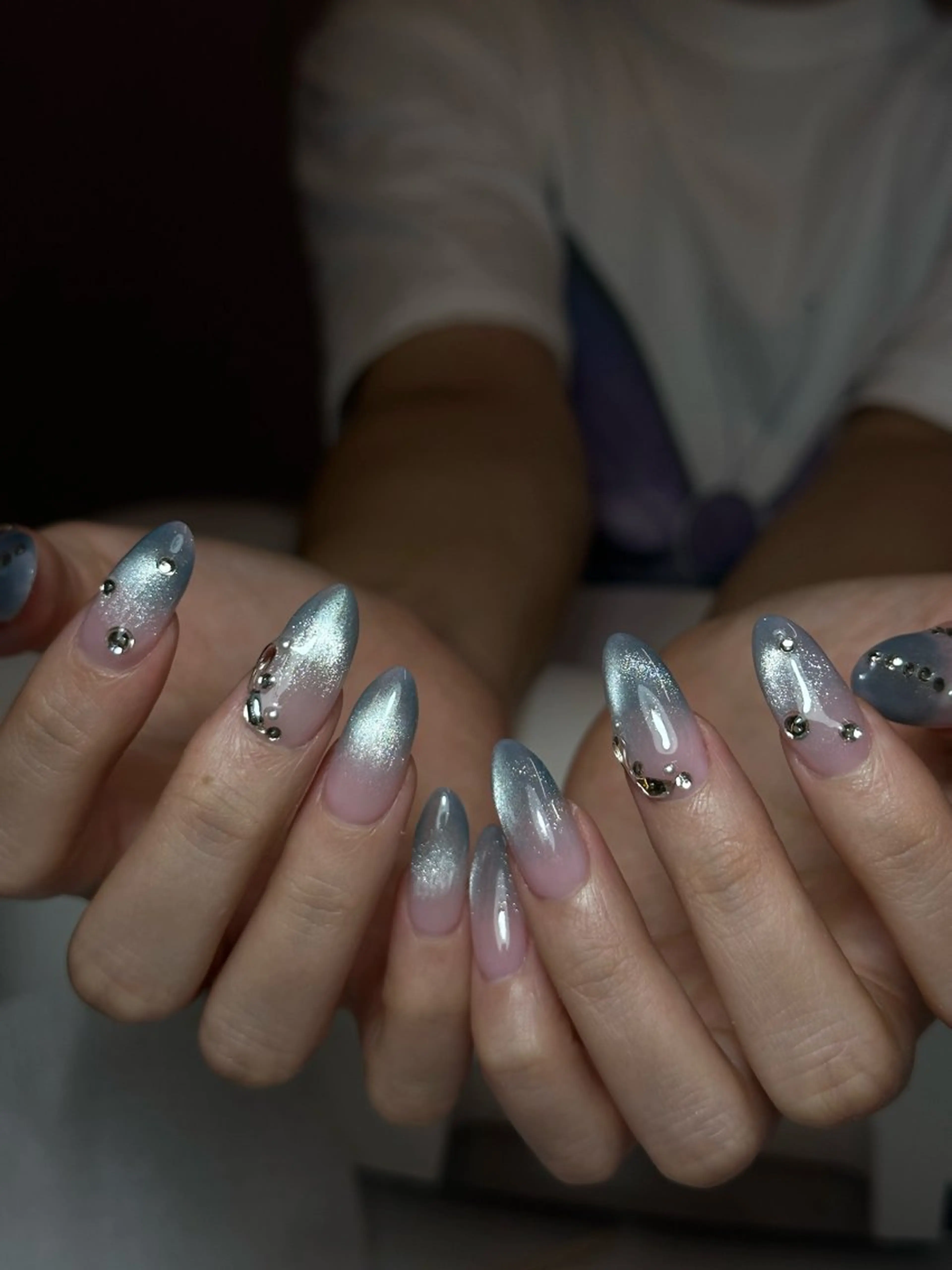 ネイル Isinha Nailsのネイルデザイン