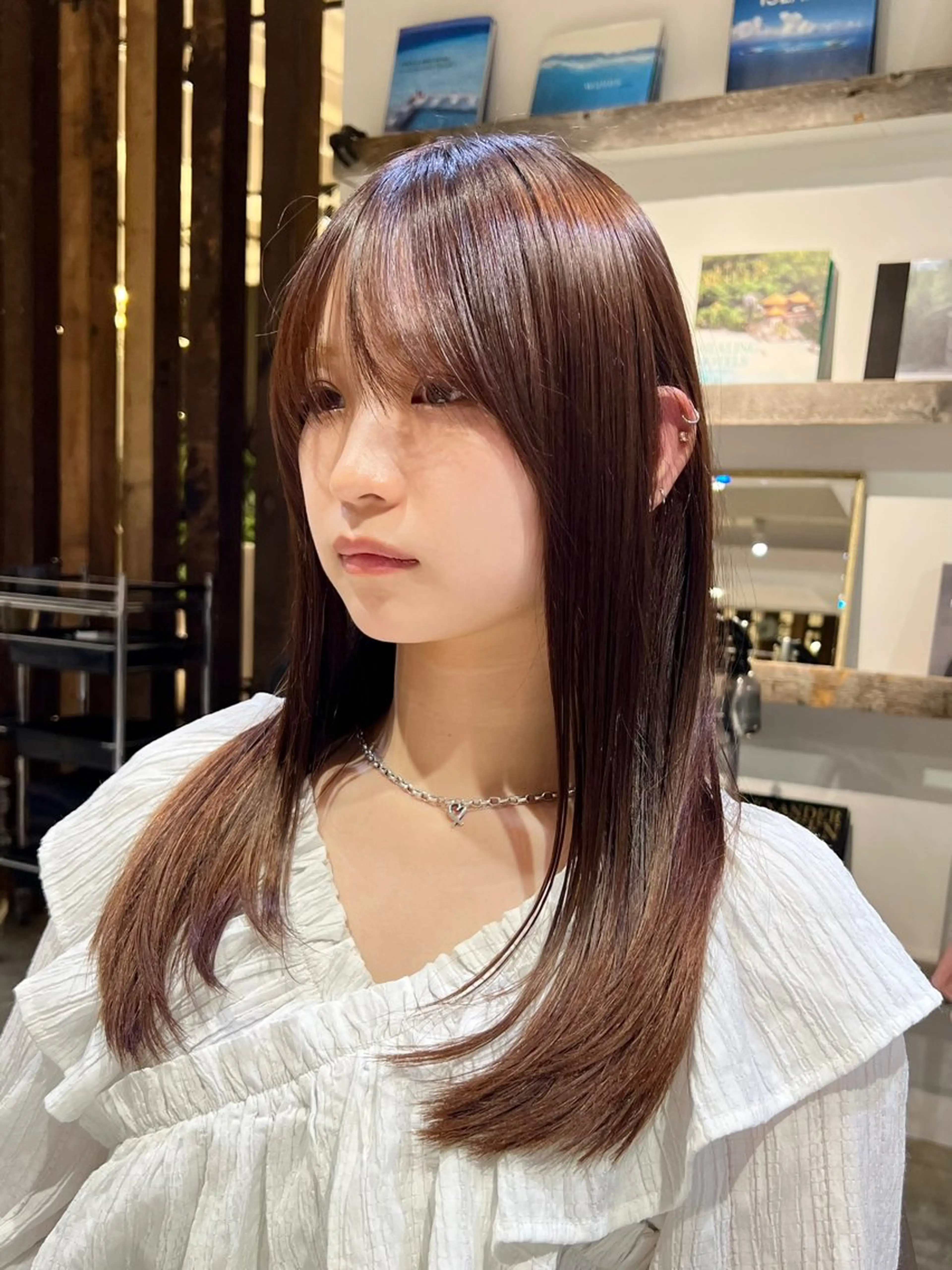 セミロング カット ヘアカラー トリートメント FERiCIA所属・ウルフカット🐺 レイヤー/今川尚睦のヘアスタイル