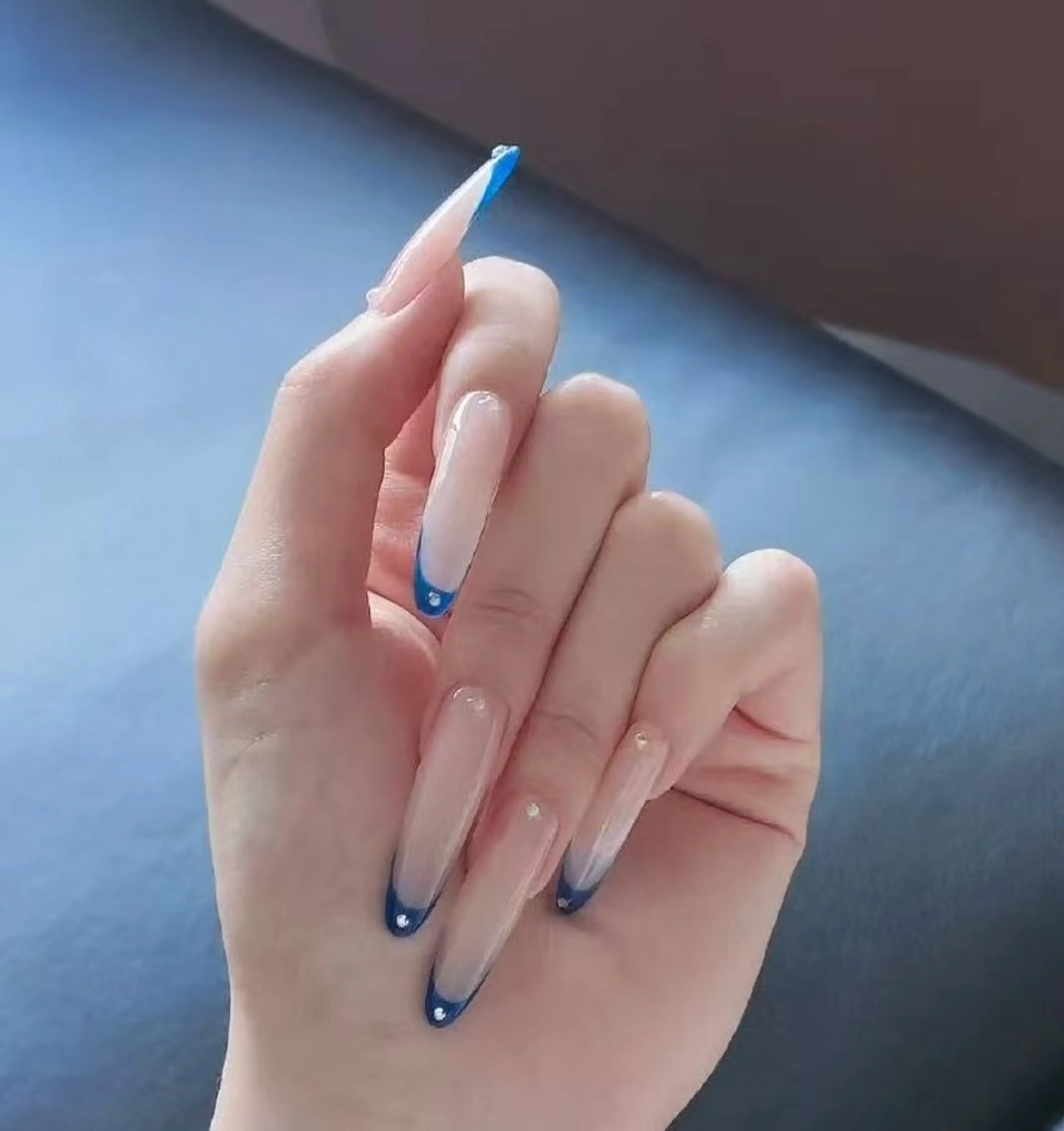 ネイル オーロラネイル フラワーネイル フットネイル フレンチネイル ジェルネイル ハンドネイル Oomiya 服部のネイルデザイン