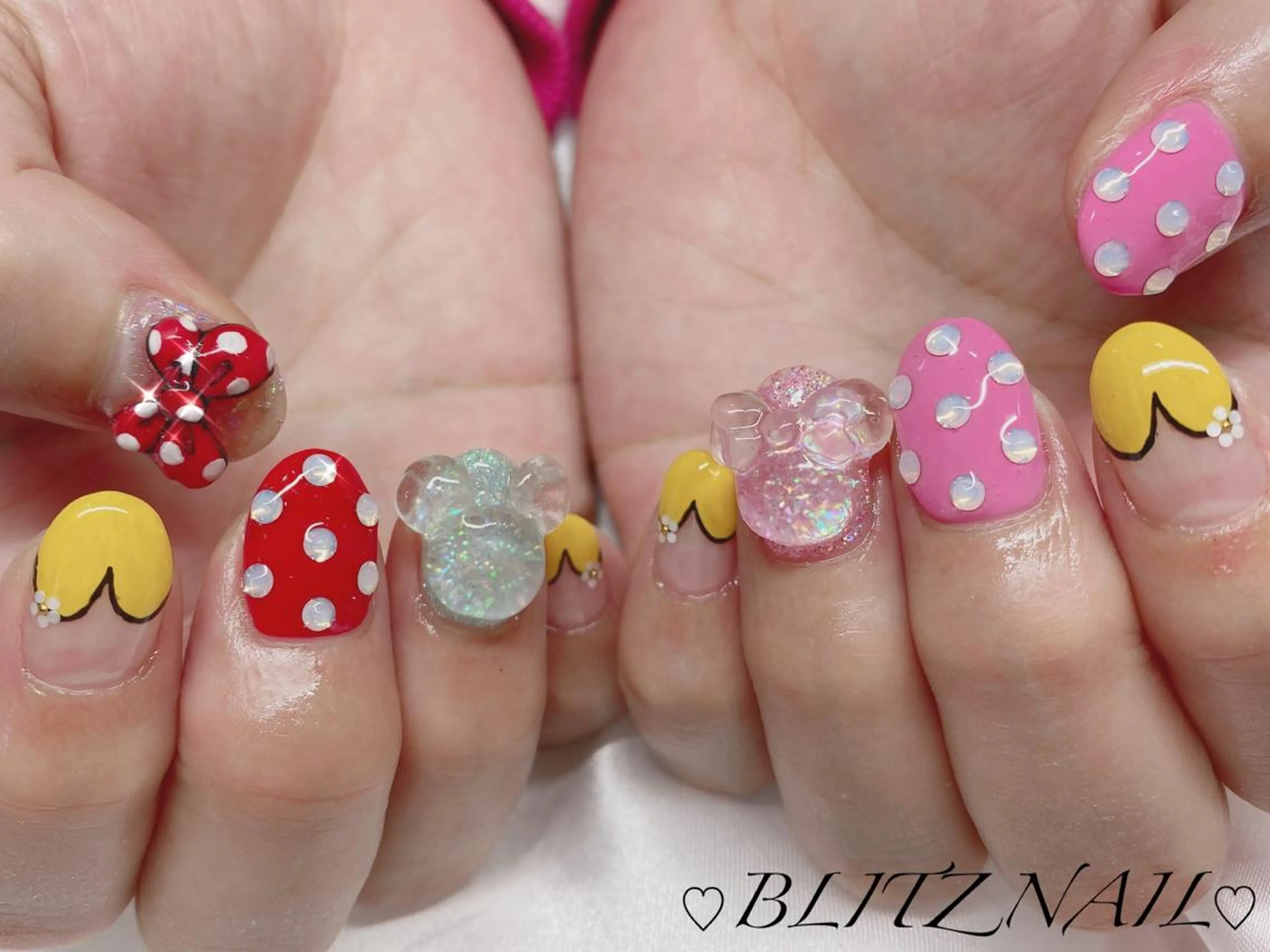 ネイル BLITZ Nail 岩田💅🏻✨のネイルデザイン