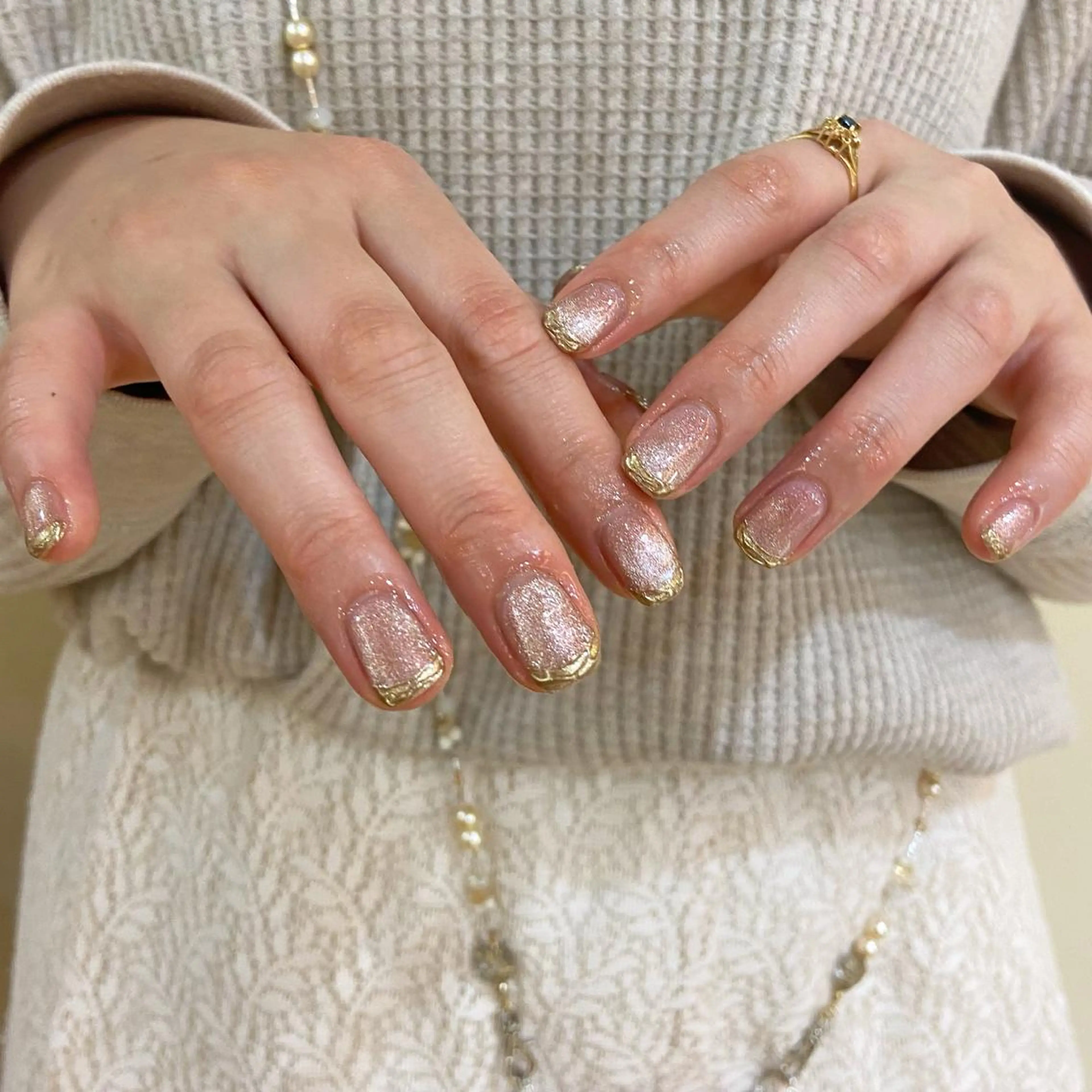 ネイル マグネットネイル ピンク 𝕄𝕚𝕪𝕦🤍 自由が丘⌇パラジェルのネイルデザイン