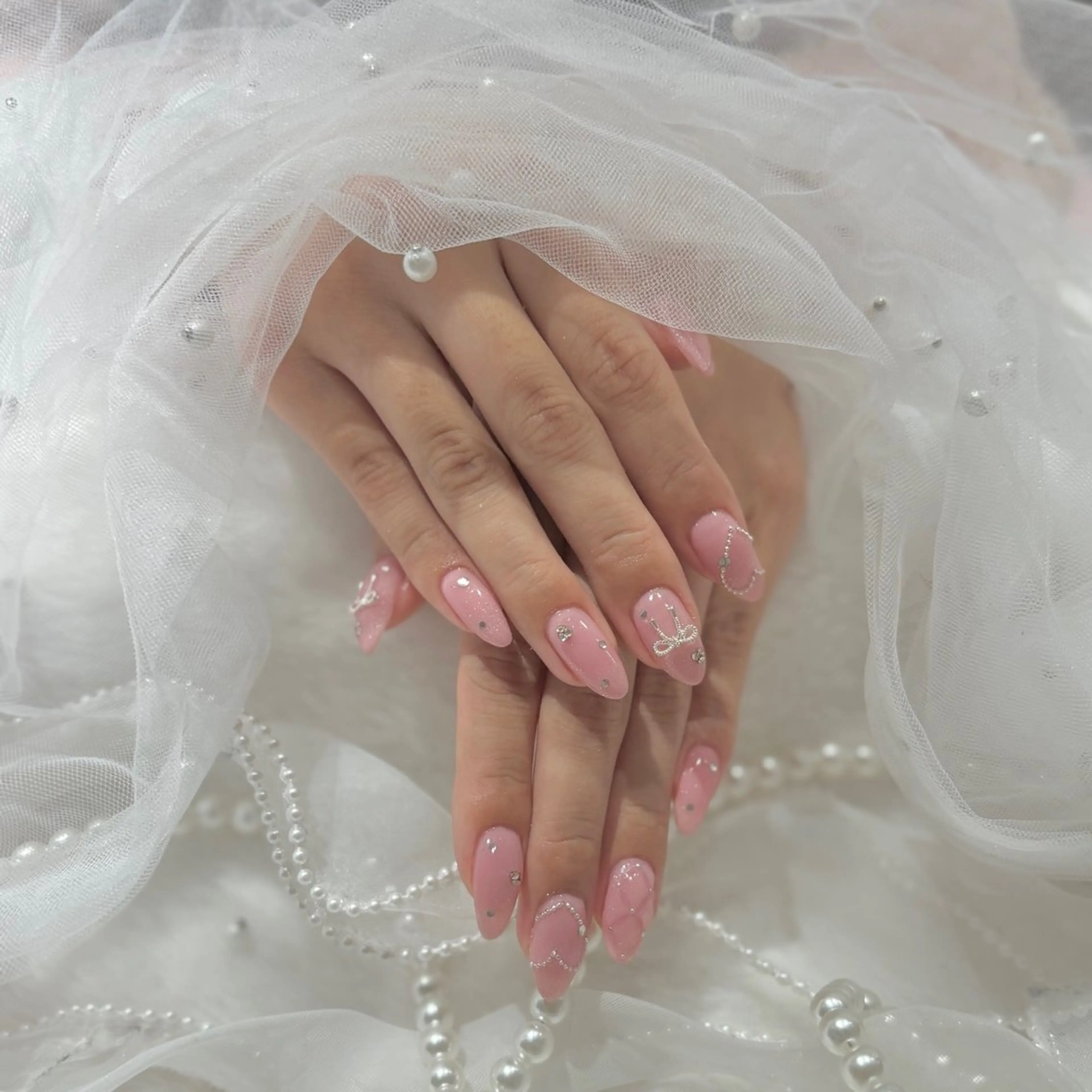 ネイル マシェリローズ所属・Macherie Roseのネイルデザイン