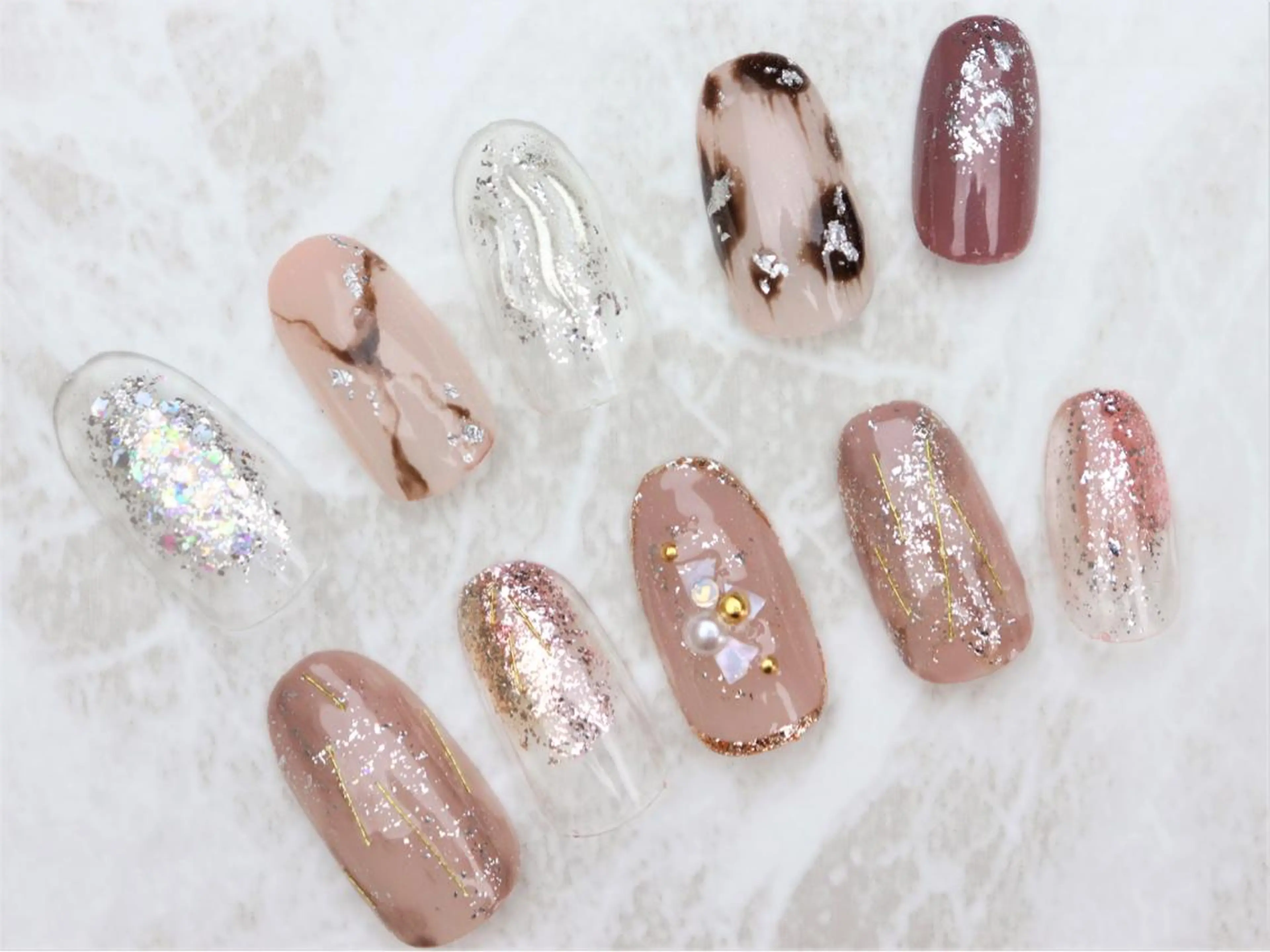 ネイル ハンドネイル 西岡 杏のネイルデザイン