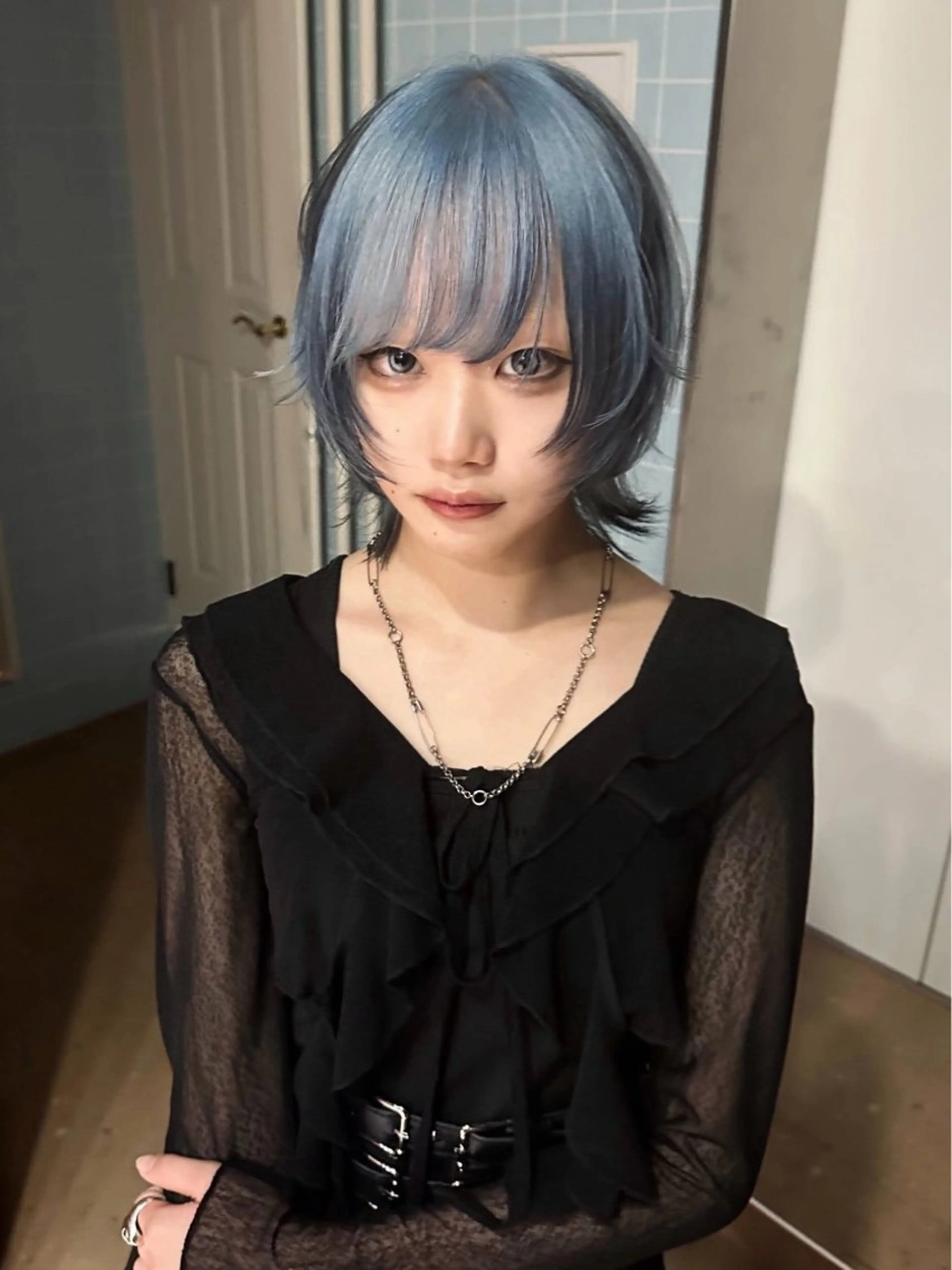 【ウルフカット】+【ブリーチ】+【前処理付きケアカラー】の写真