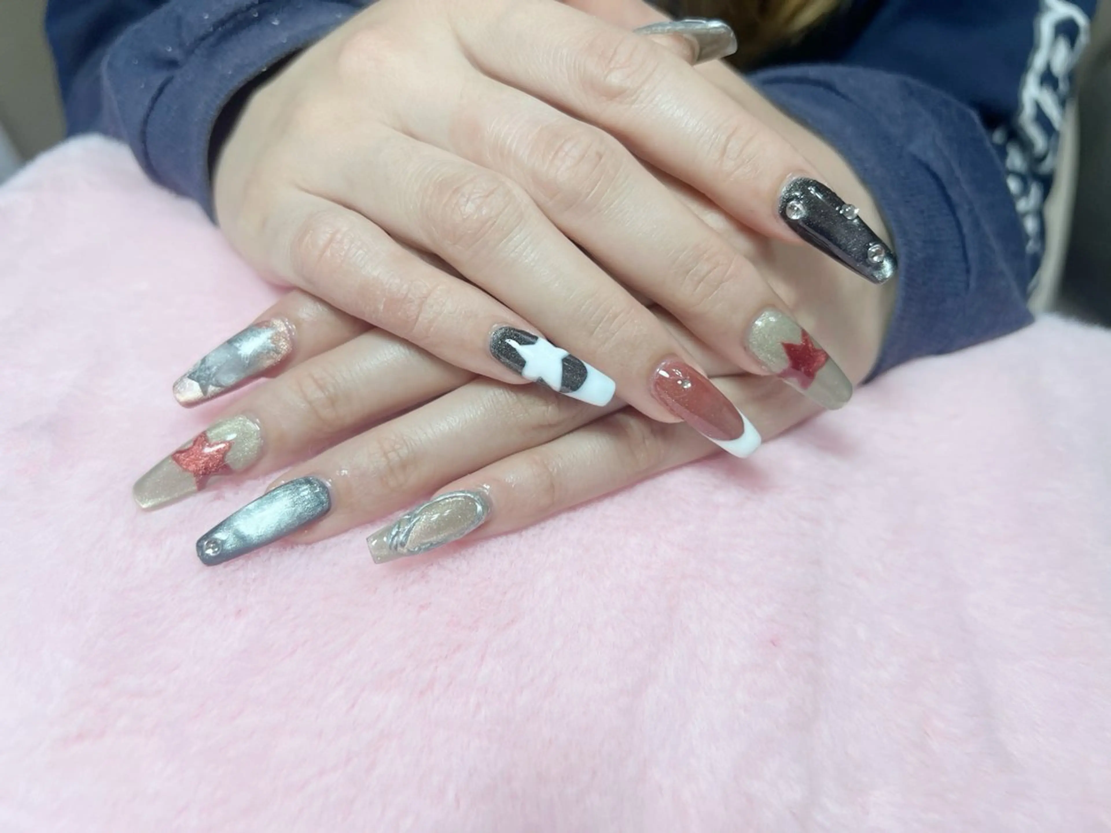 ネイル ハンドネイル ヒナネイルサロン所属・Hina ネイルサロンのネイルデザイン