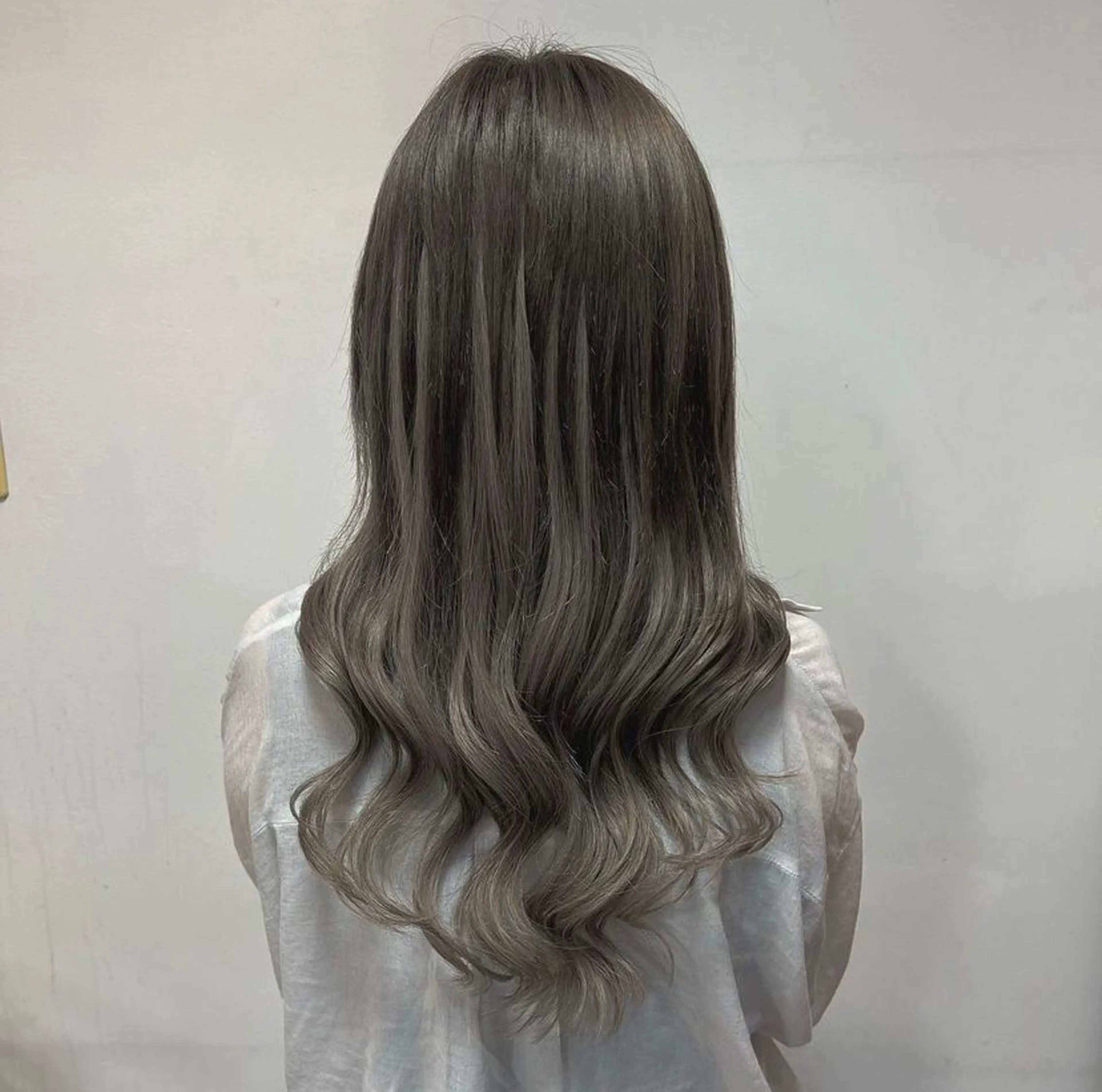 プルエクステ プラチナ毛質42cm 60本~の写真