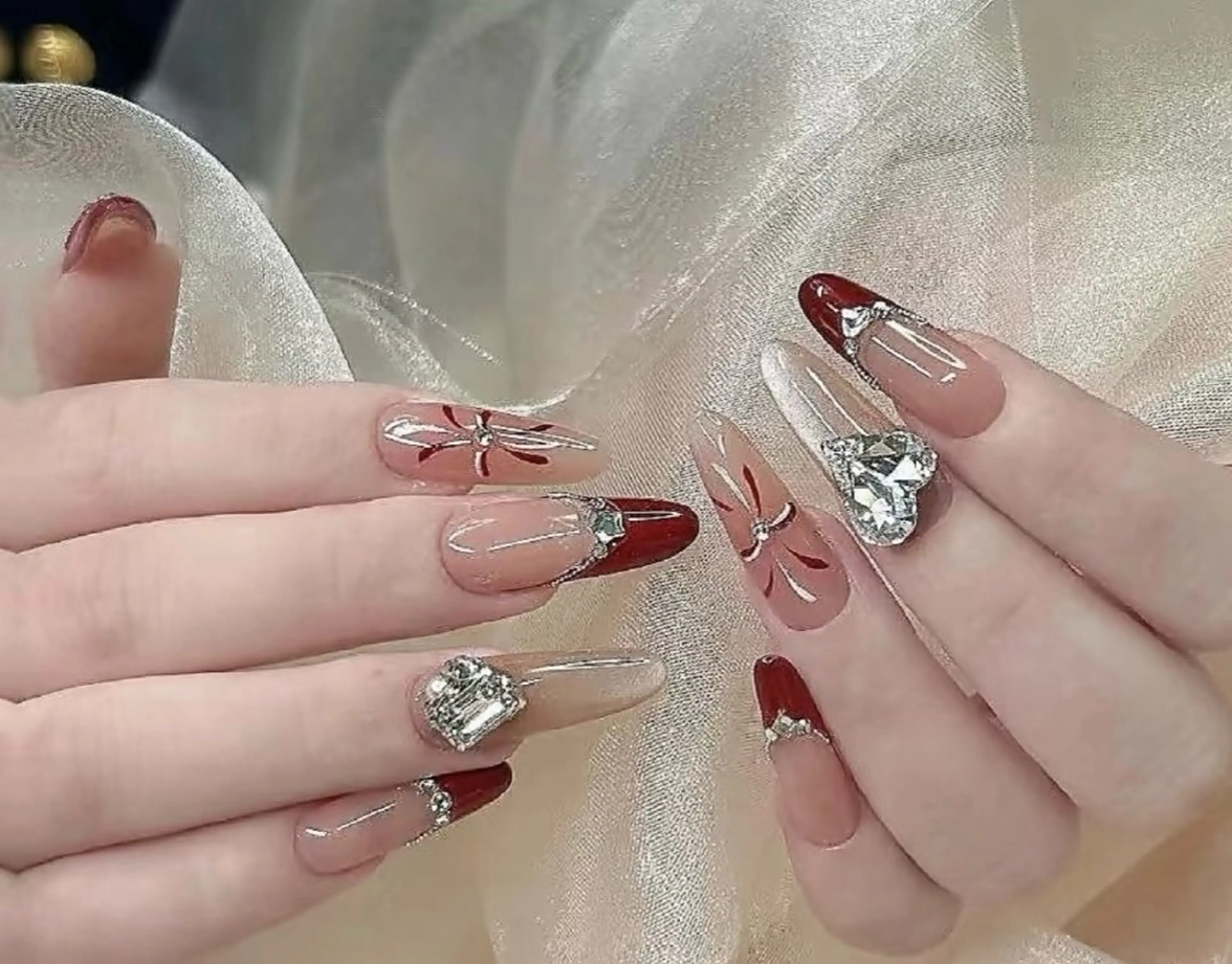 ネイル 高木 維麗絲のネイルデザイン