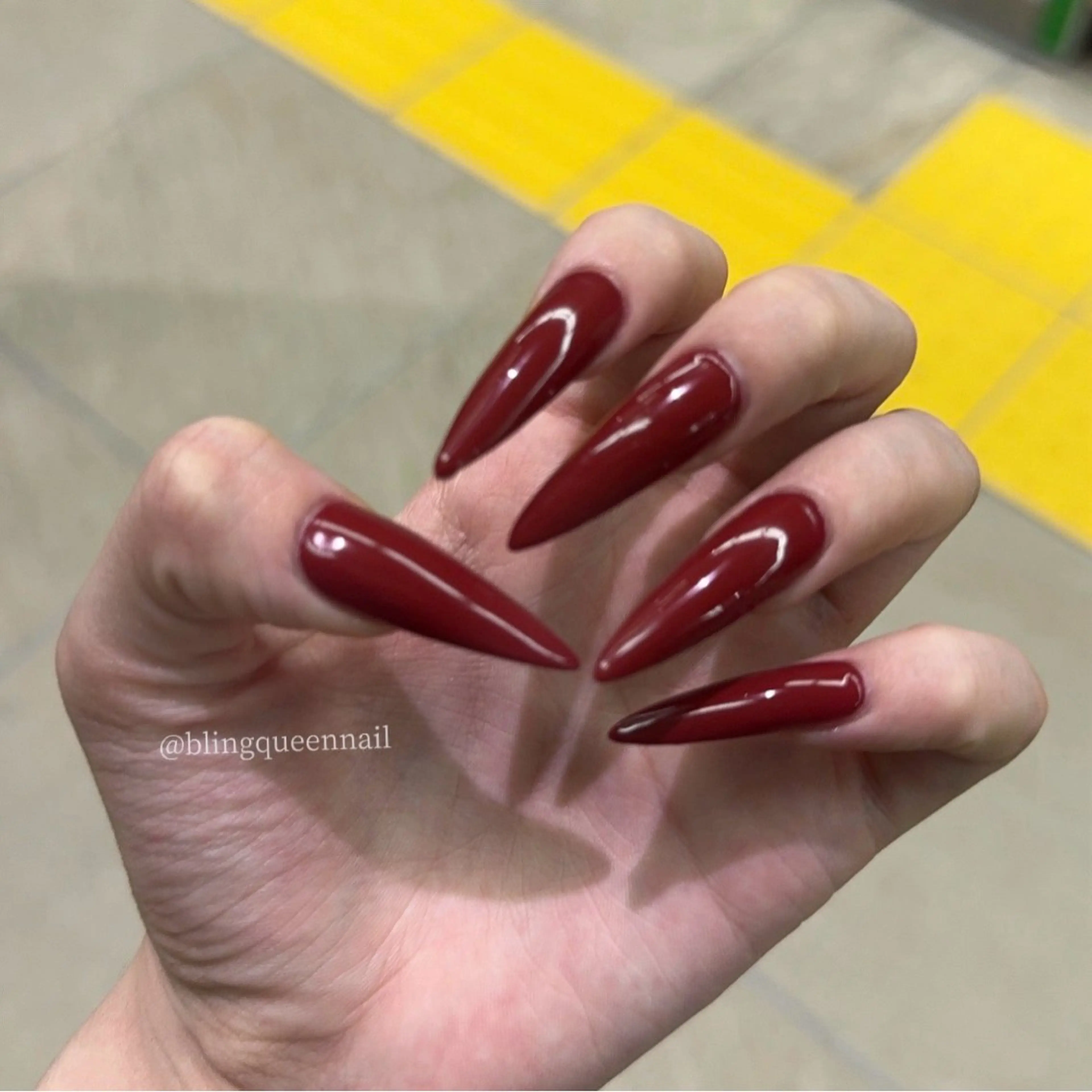 ネイル ワンカラーネイル 田中 優衣のネイルデザイン