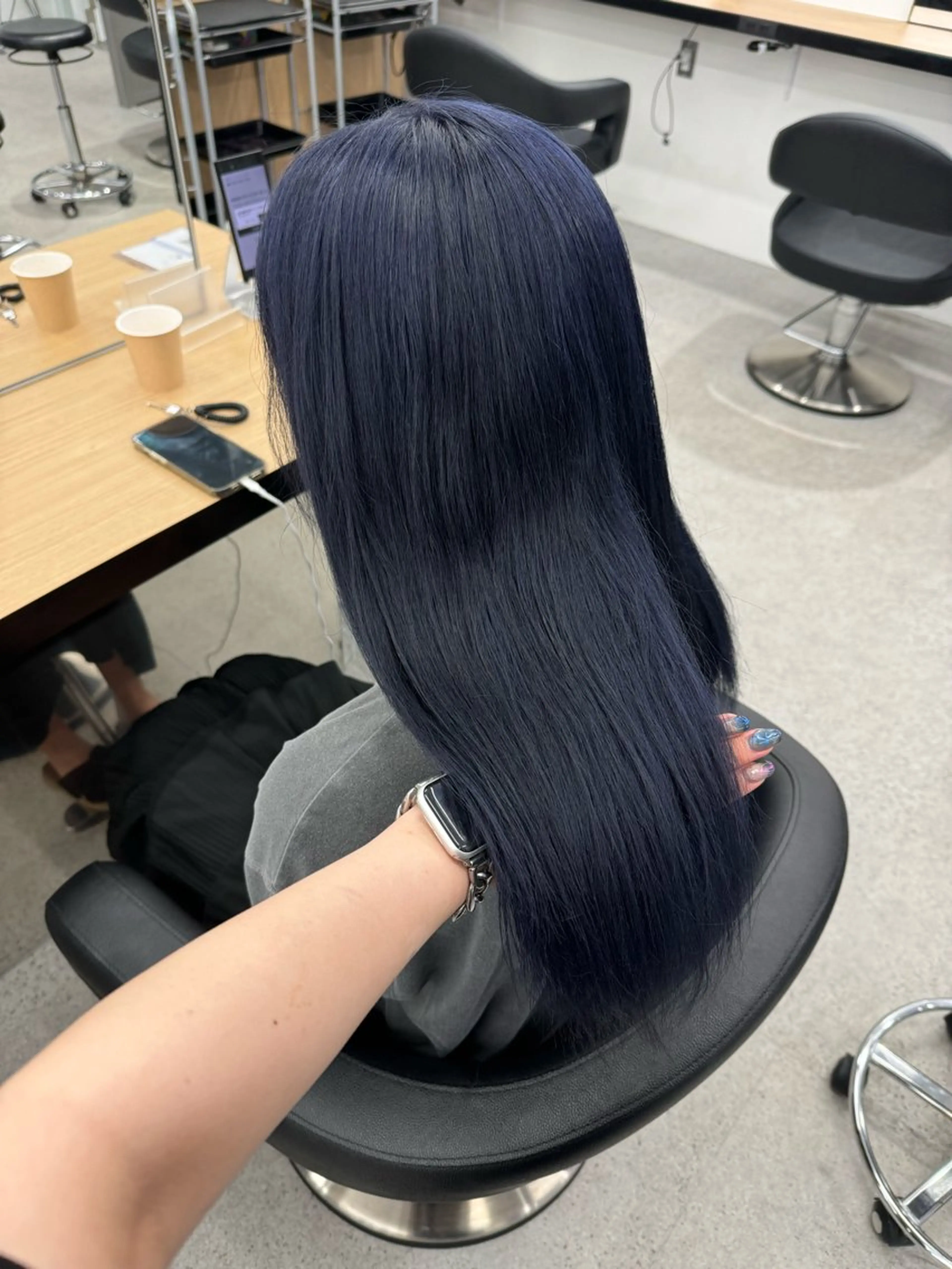 ロング カラー ヘアカラー 暗髪🩶ラベンダー/ ブルー/ユウナ🤍のヘアスタイル