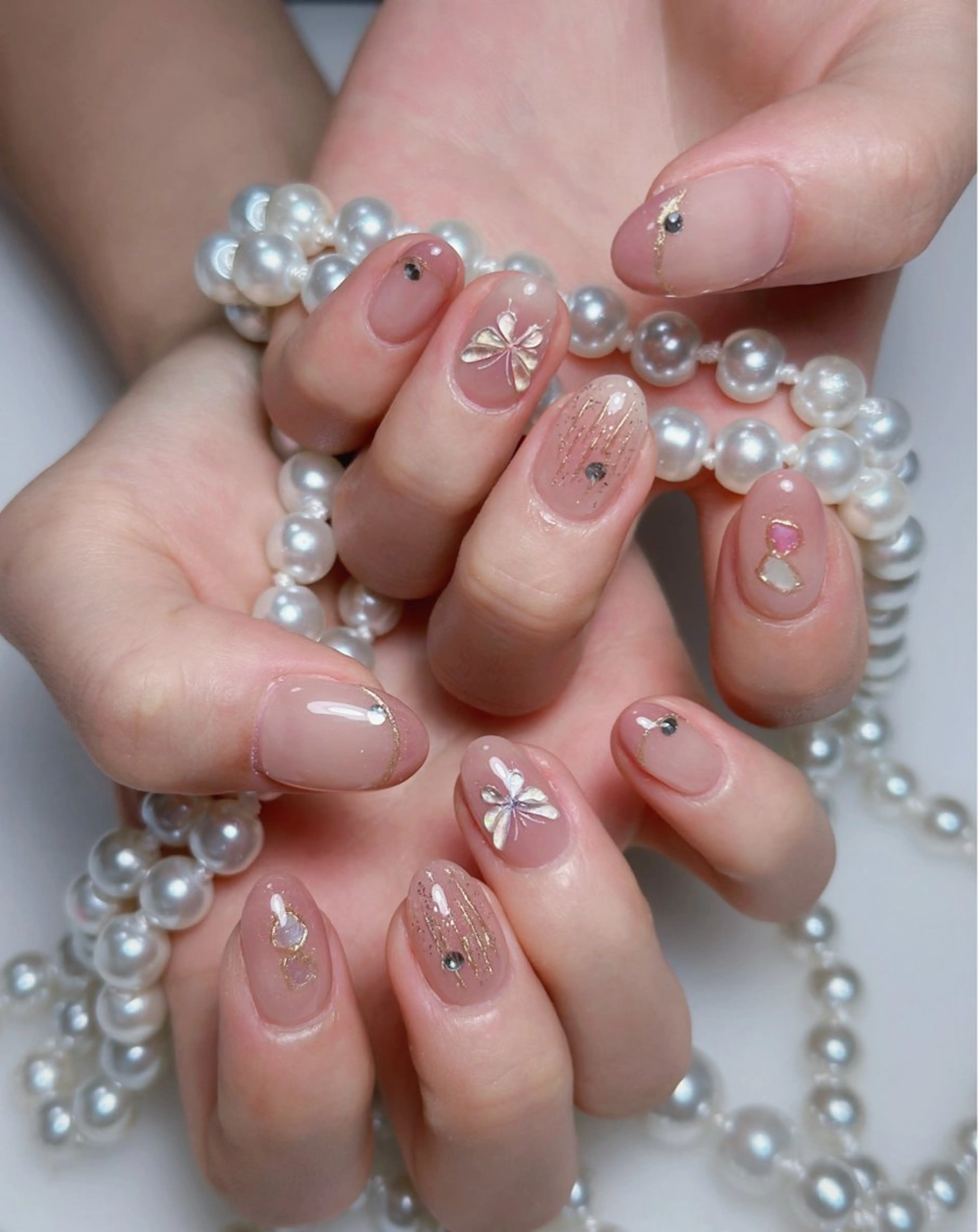 ネイル オーロラネイル 長さ出し フットネイル 韓国ネイル ラメ(グリッター) ハンドネイル 👍thumbs up nail👍のネイルデザイン