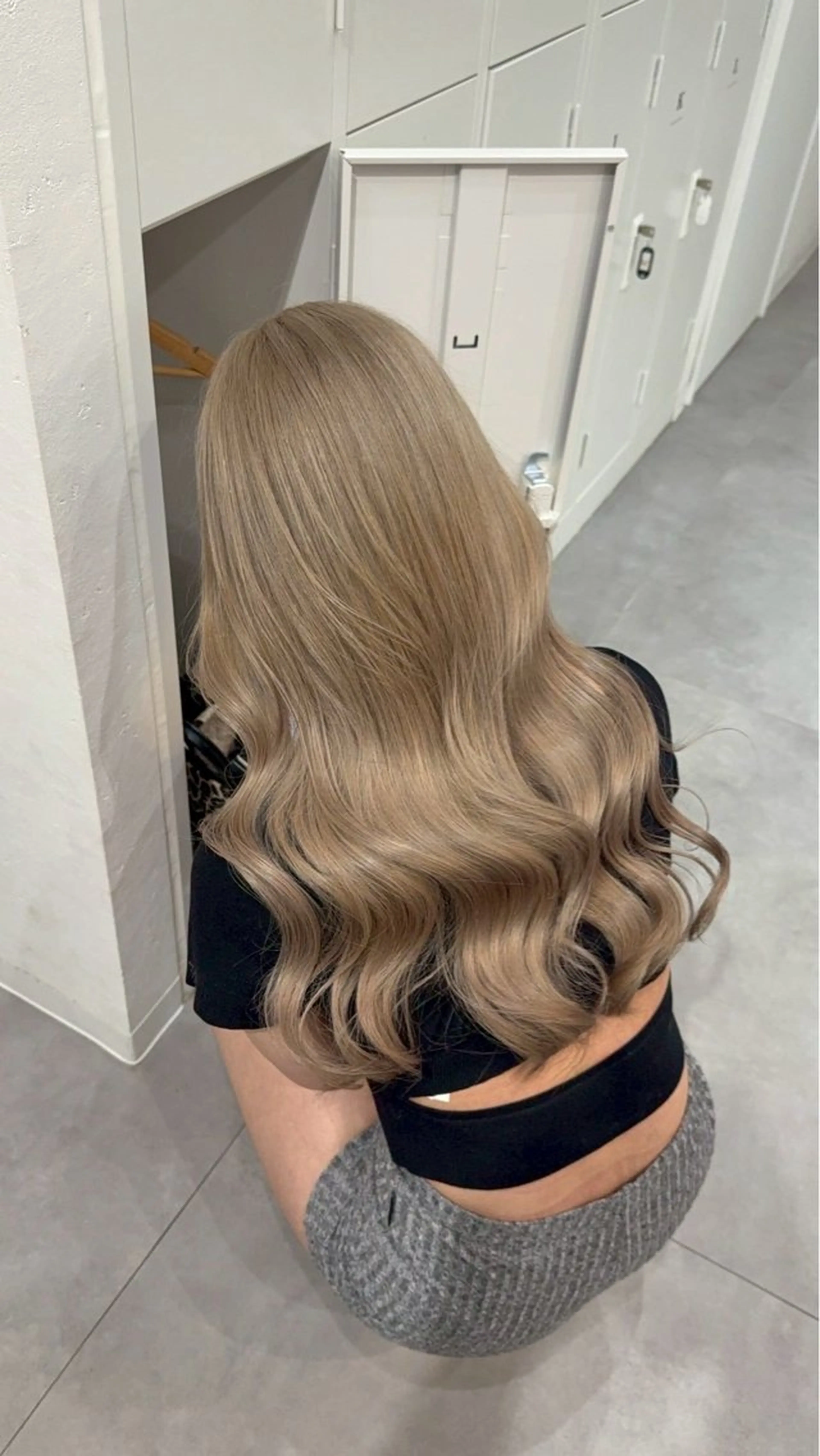 カラー ヘアカラー トリートメント YUDAIブリーチ• カラー/心斎橋•難波のヘアスタイル