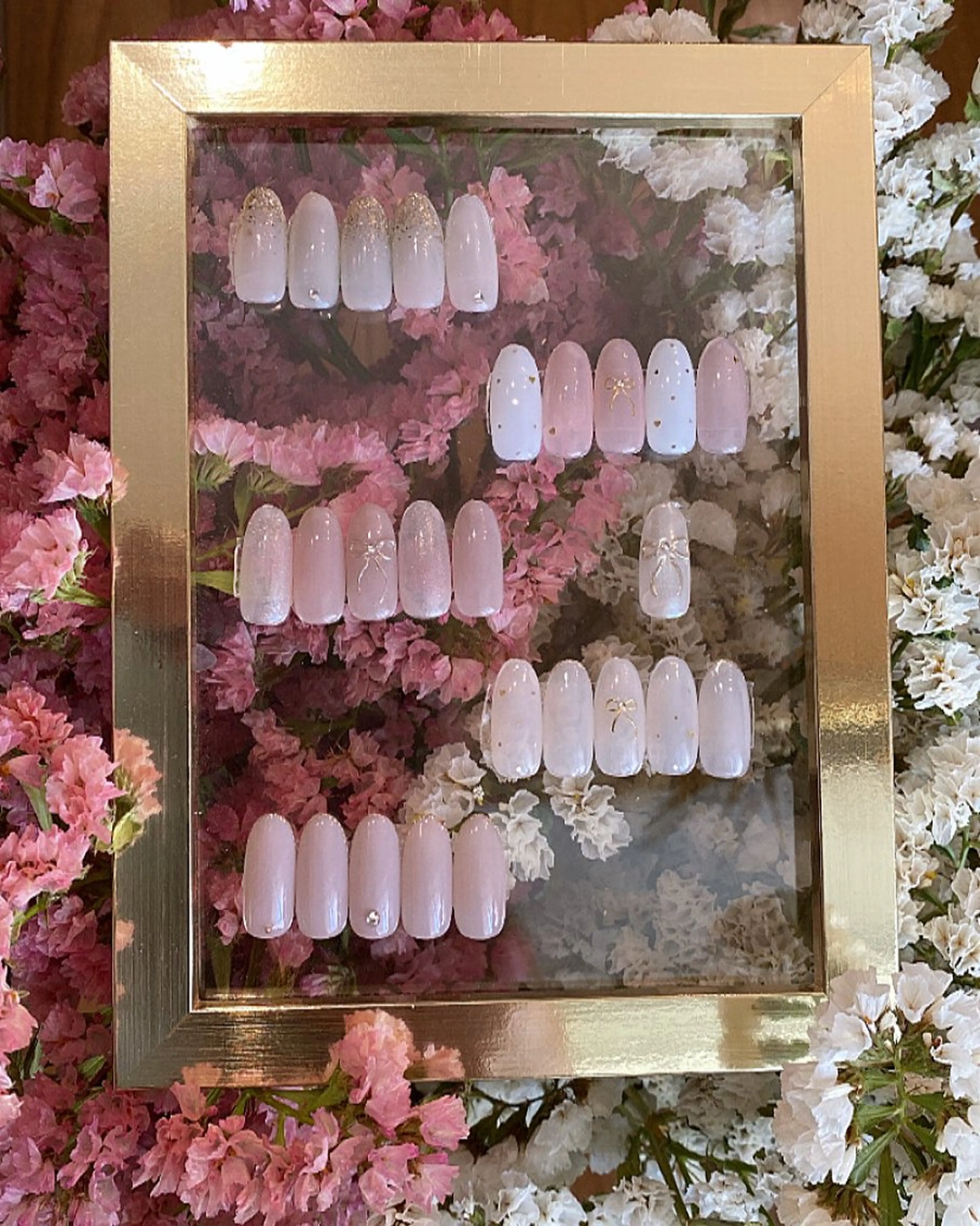 ネイル オフィスネイル ストーンネイル ハンドネイル private nail salon   crystal ⭐︎ color所属・crystal ⭐︎ colorのネイルデザイン