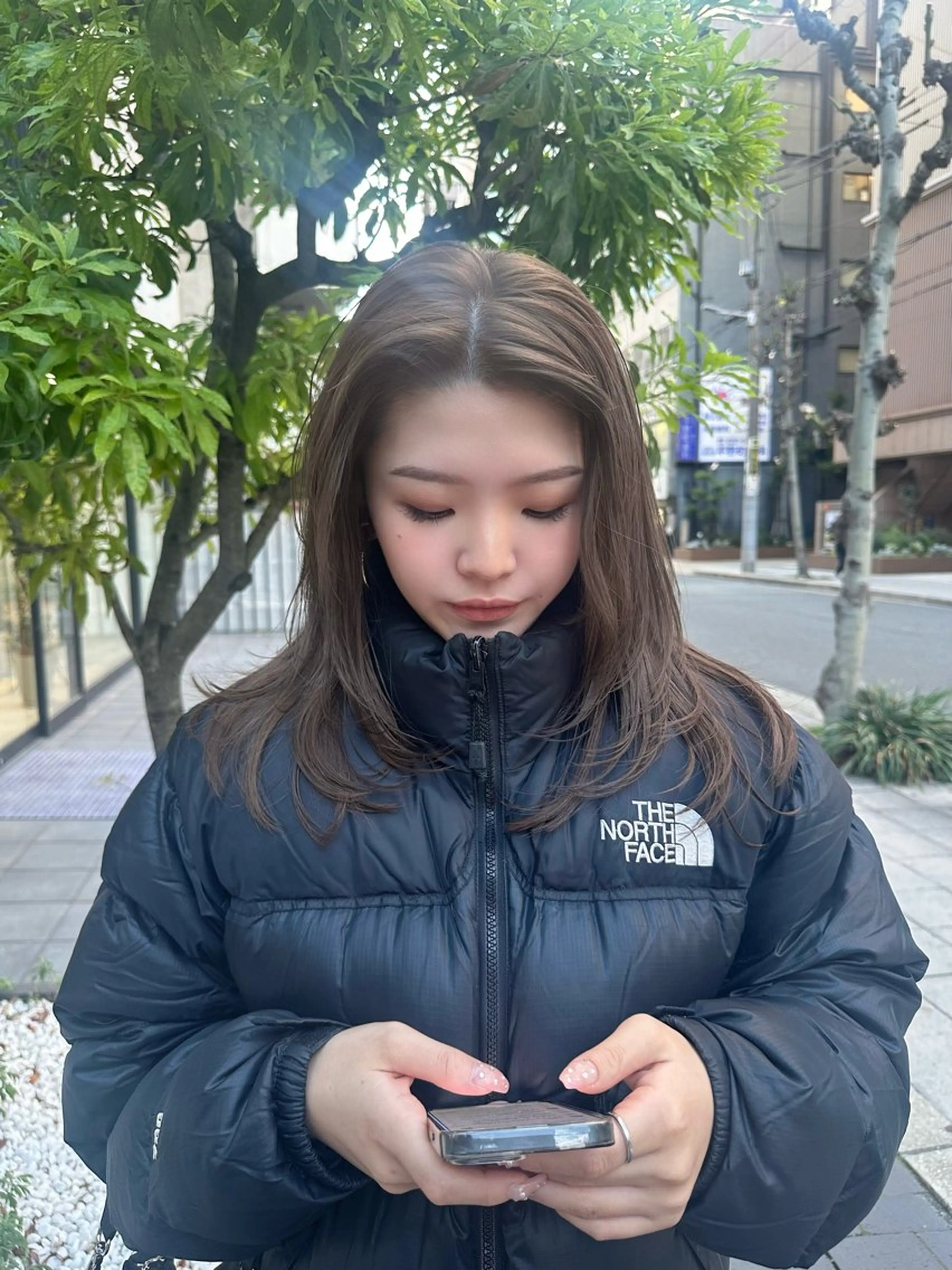 セミロング カラー ベージュカラー ブリーチ ミルクティーベージュ ブリーチなしカラー カット ヘアカラー トリートメント M所属・ハイトーン/透け感 カラー🎀真香のヘアスタイル