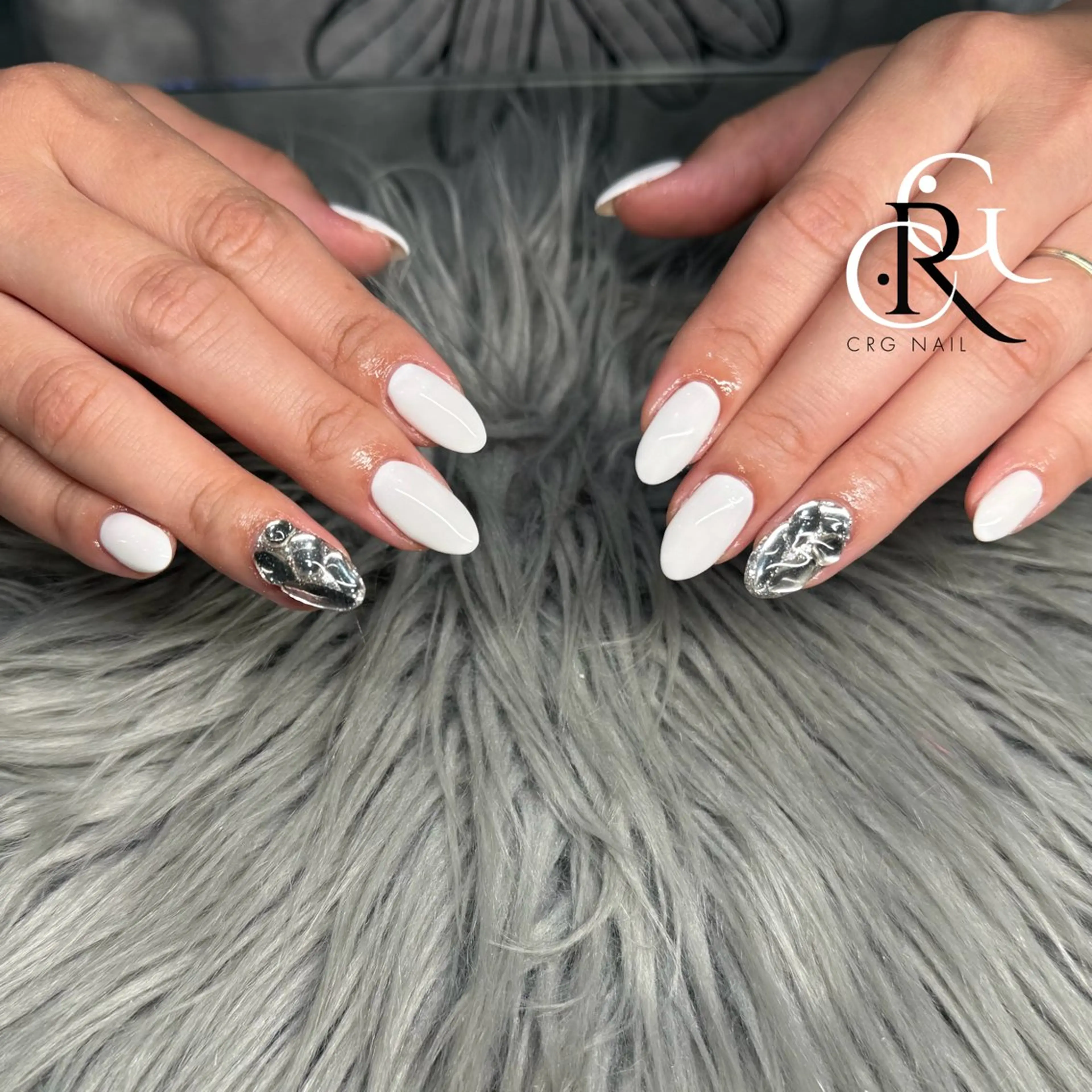 ショート ハンドネイル CRGNAIL EMIRIのネイルデザイン