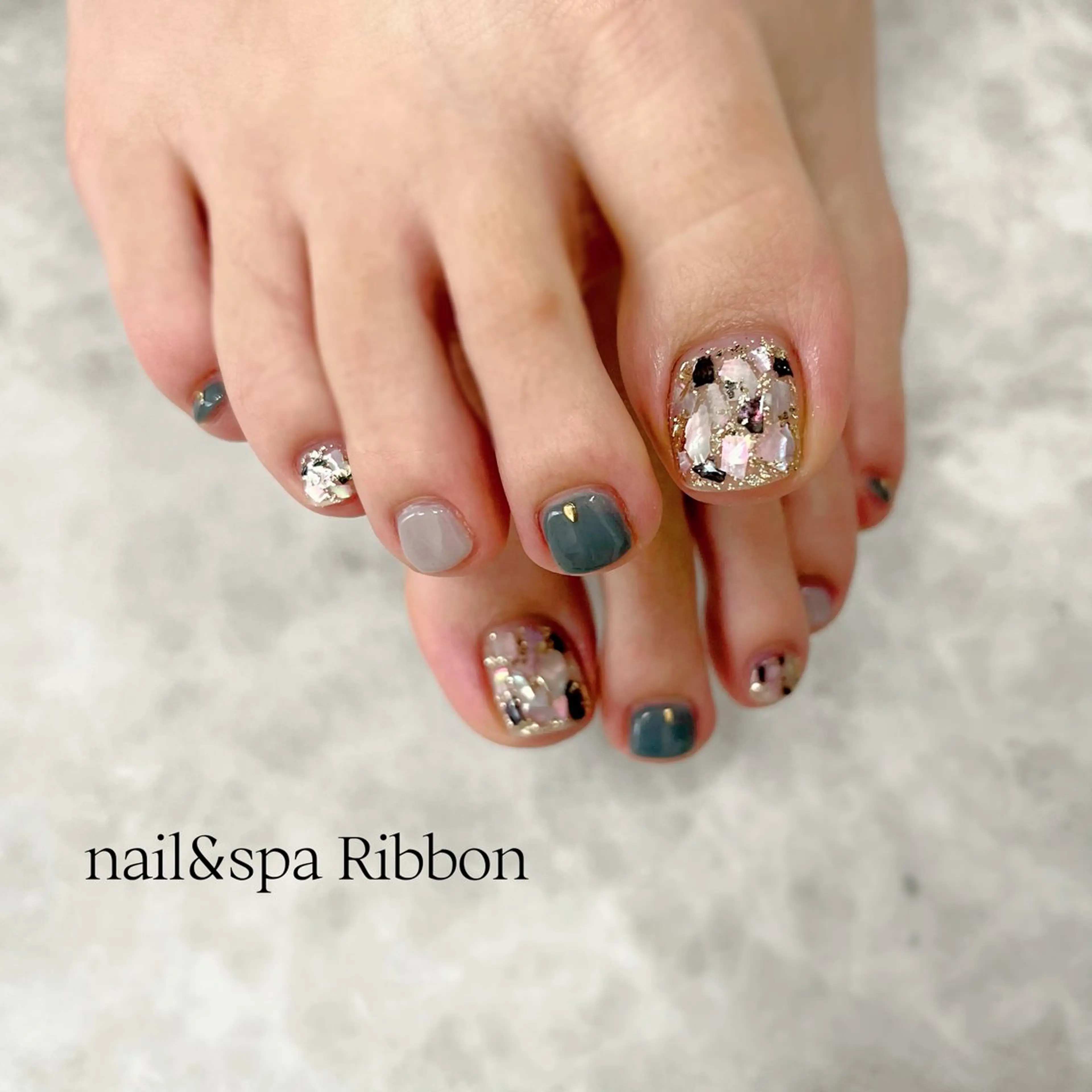 ネイル 東 真百のネイルデザイン