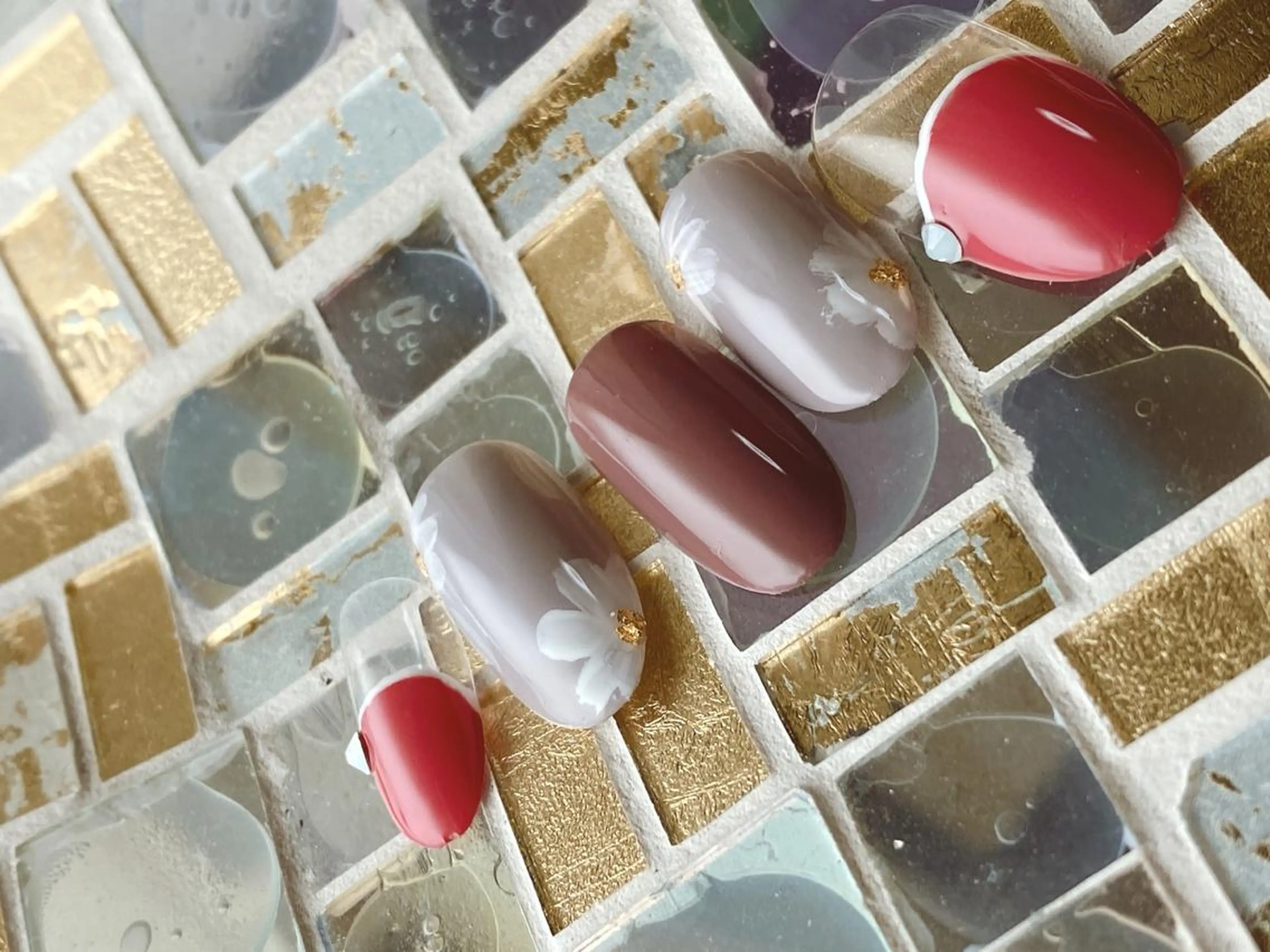 ネイル 大人キレイ 𝑁𝑖𝑥𝑖𝑠のネイルデザイン