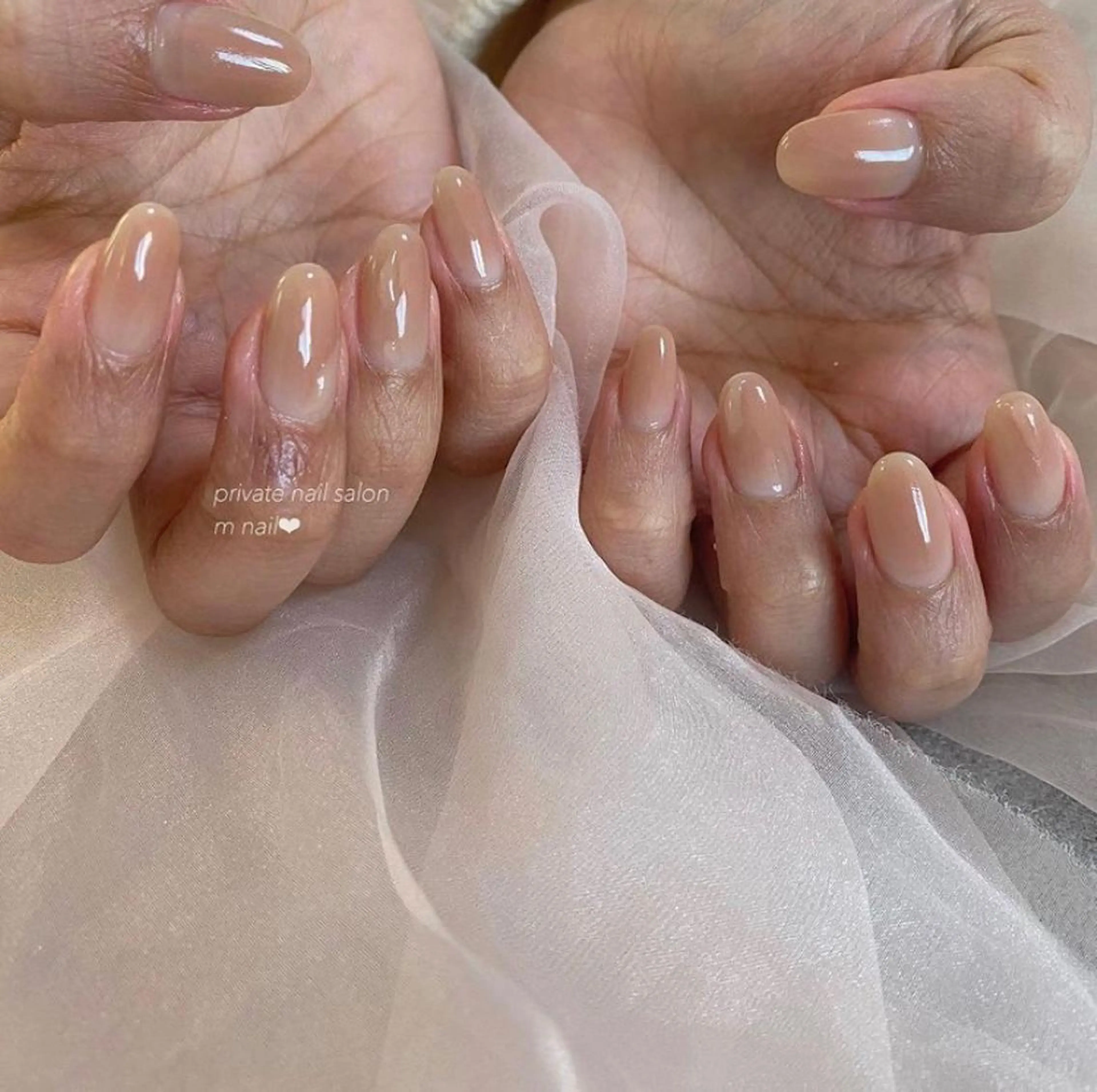 ネイル 氷ネイル・うるうるネイル ハンドネイル 小河原 舞のネイルデザイン