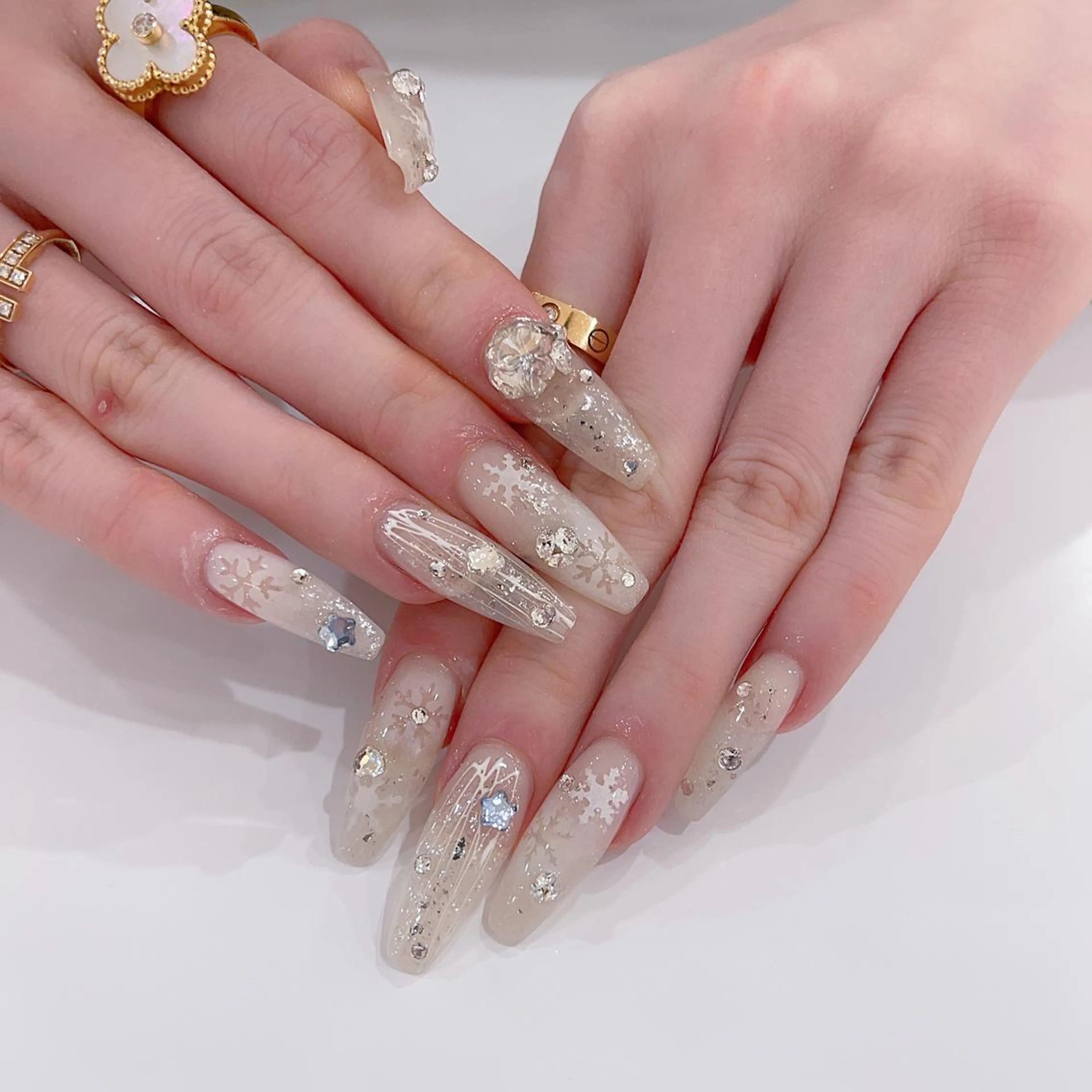 ネイル FLY Nail Salonのネイルデザイン