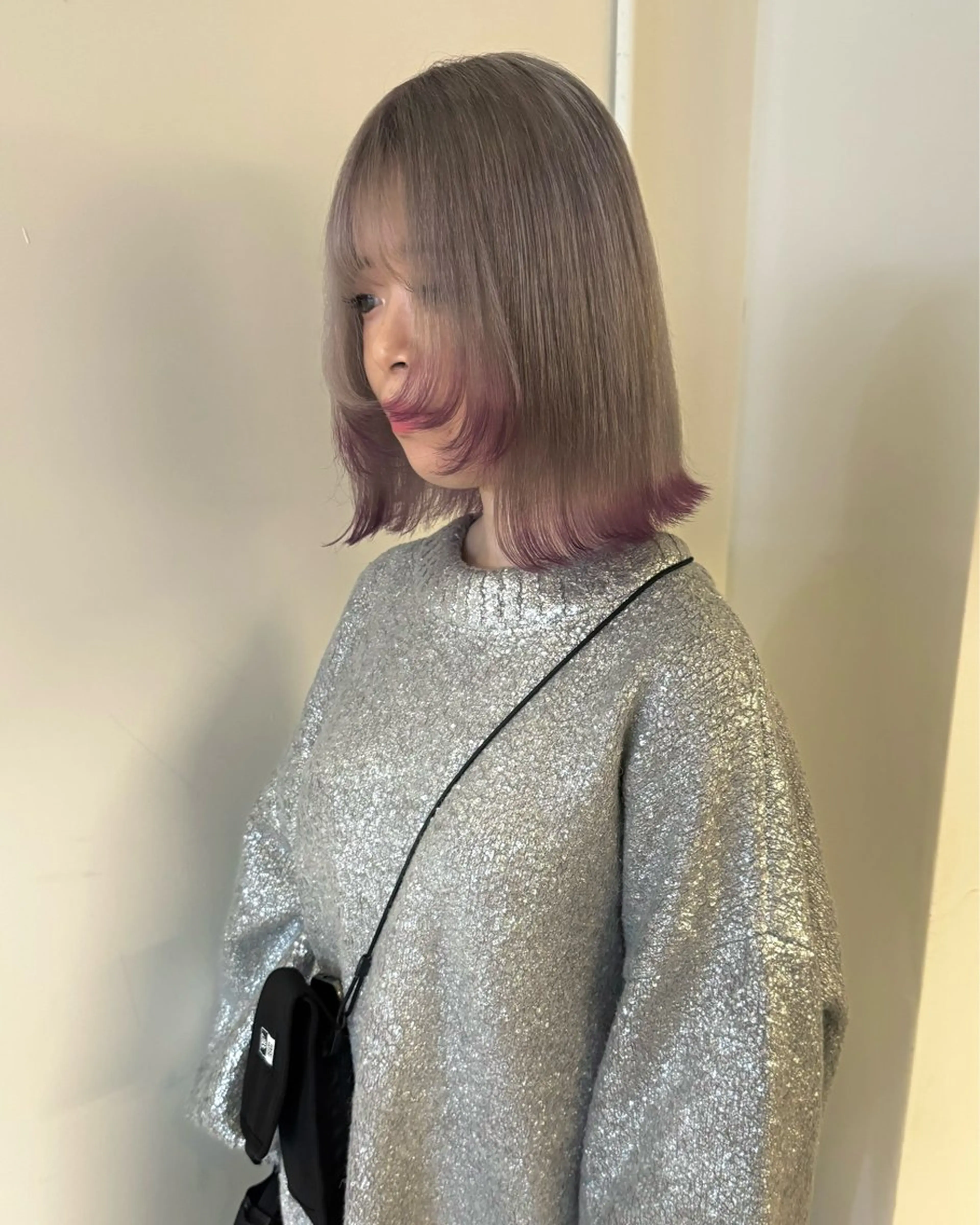 ショート カラー デザインカラー ハイトーンカラー ピンクカラー ヘアカラー RAIMA ハイトーン/ベージュのヘアスタイル