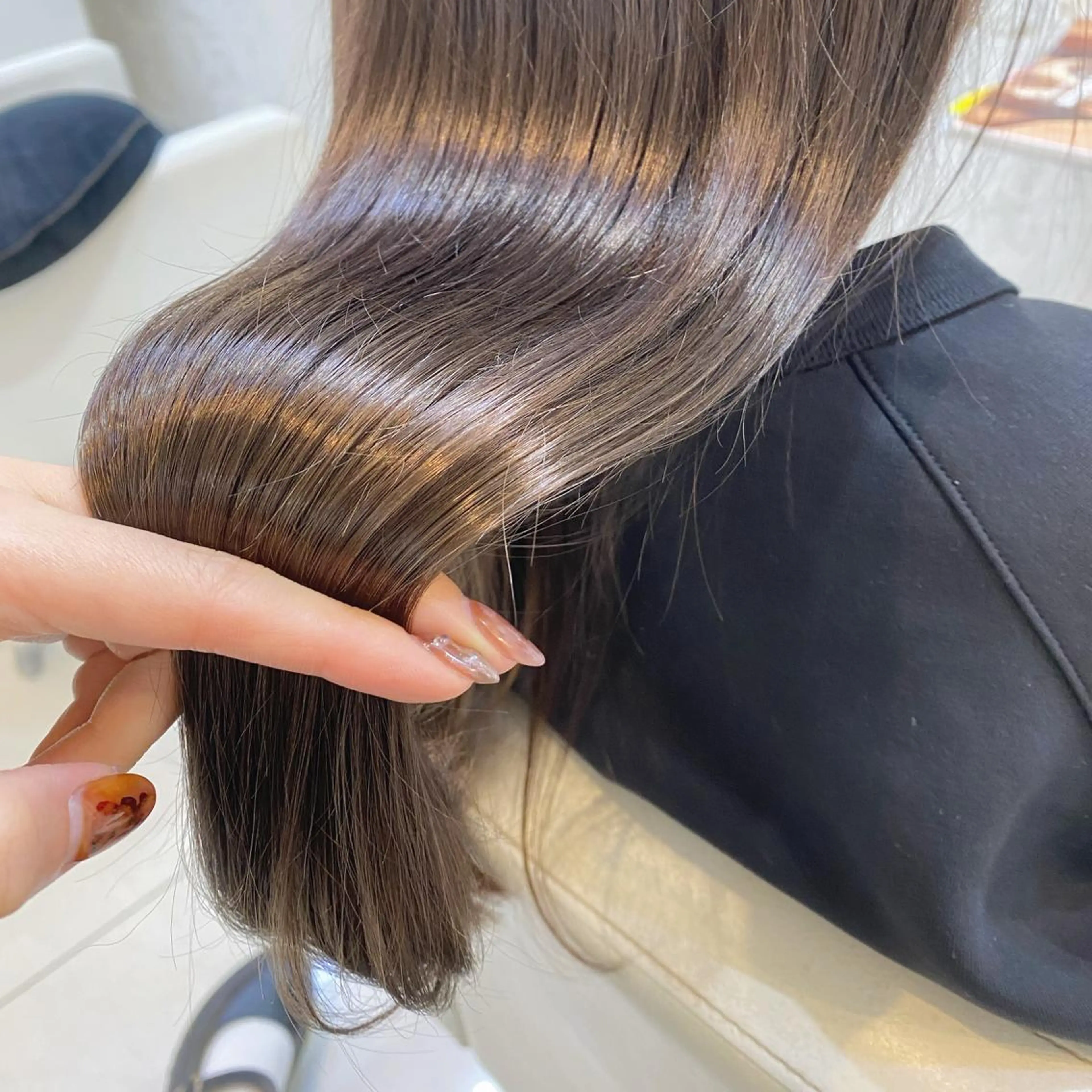 セミロング カラー ヘアアレンジ マツエク・マツパ グレージュ Noah's　Ark所属・透明感カラー🫧ヘア セット🫧松本菜月の眉毛・アイブロウイメージ