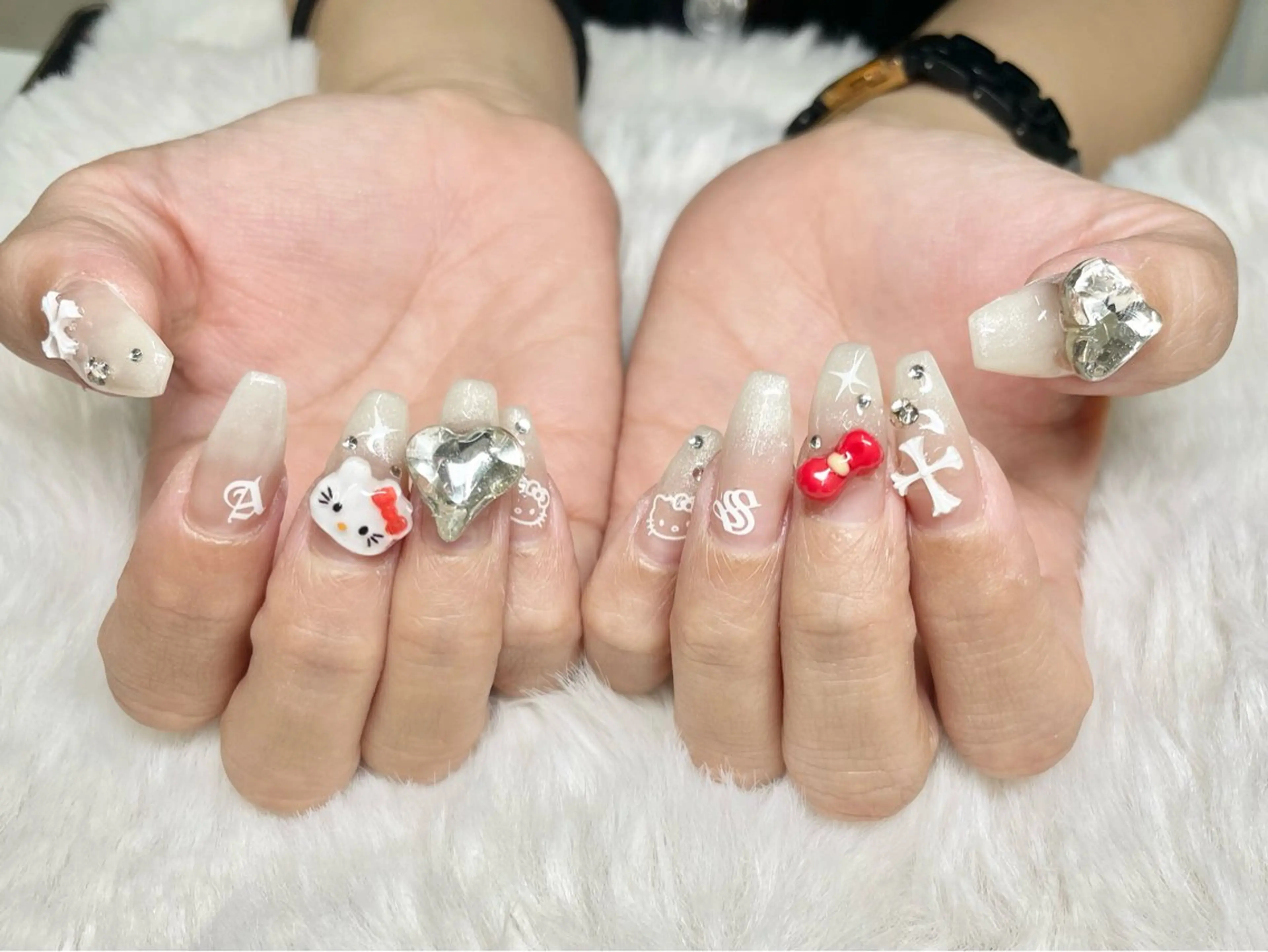 ネイル FILL nail古河店所属・FILL nail SHIORIのネイルデザイン