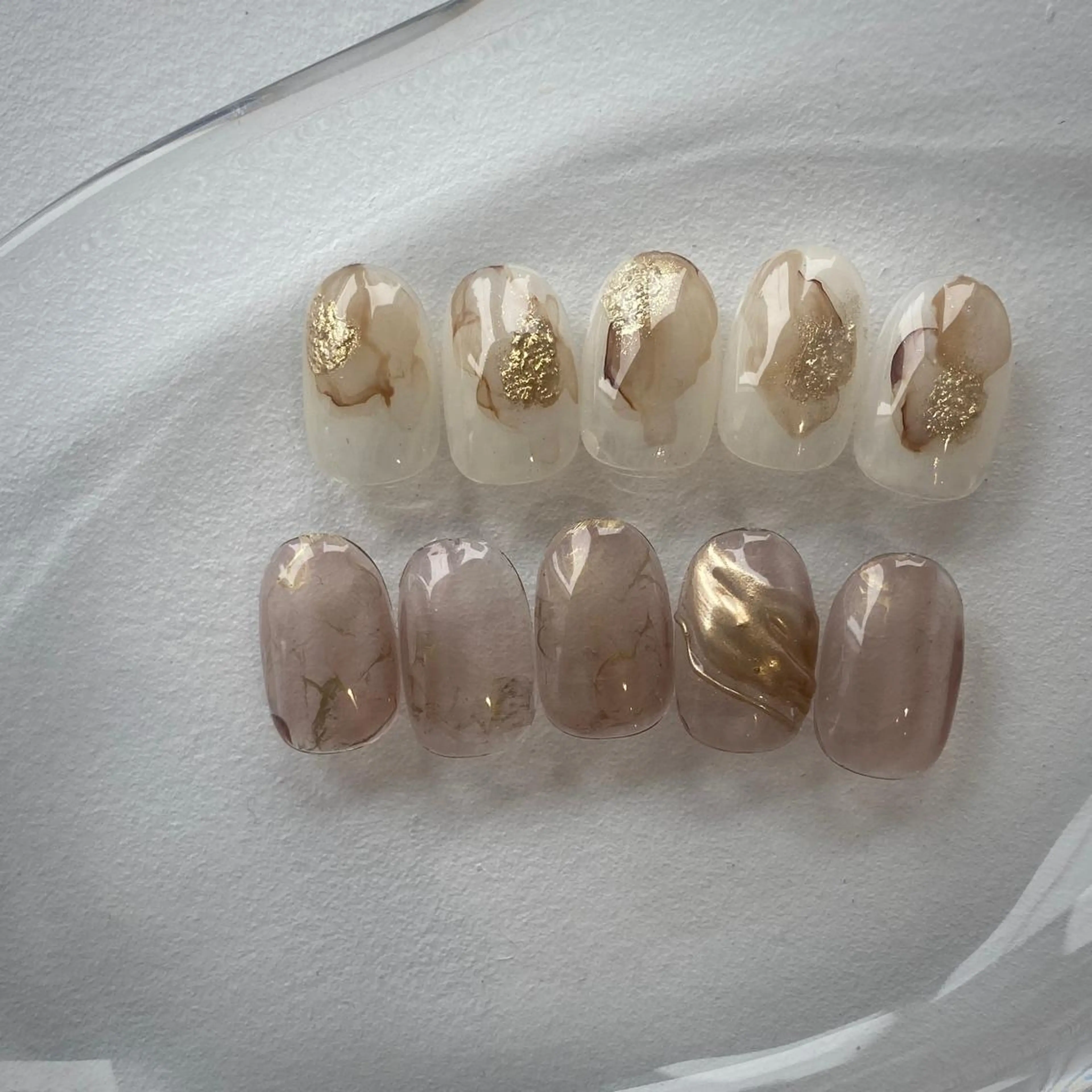 ネイル ハンドネイル NINEnami ニュアンスネイルのネイルデザイン