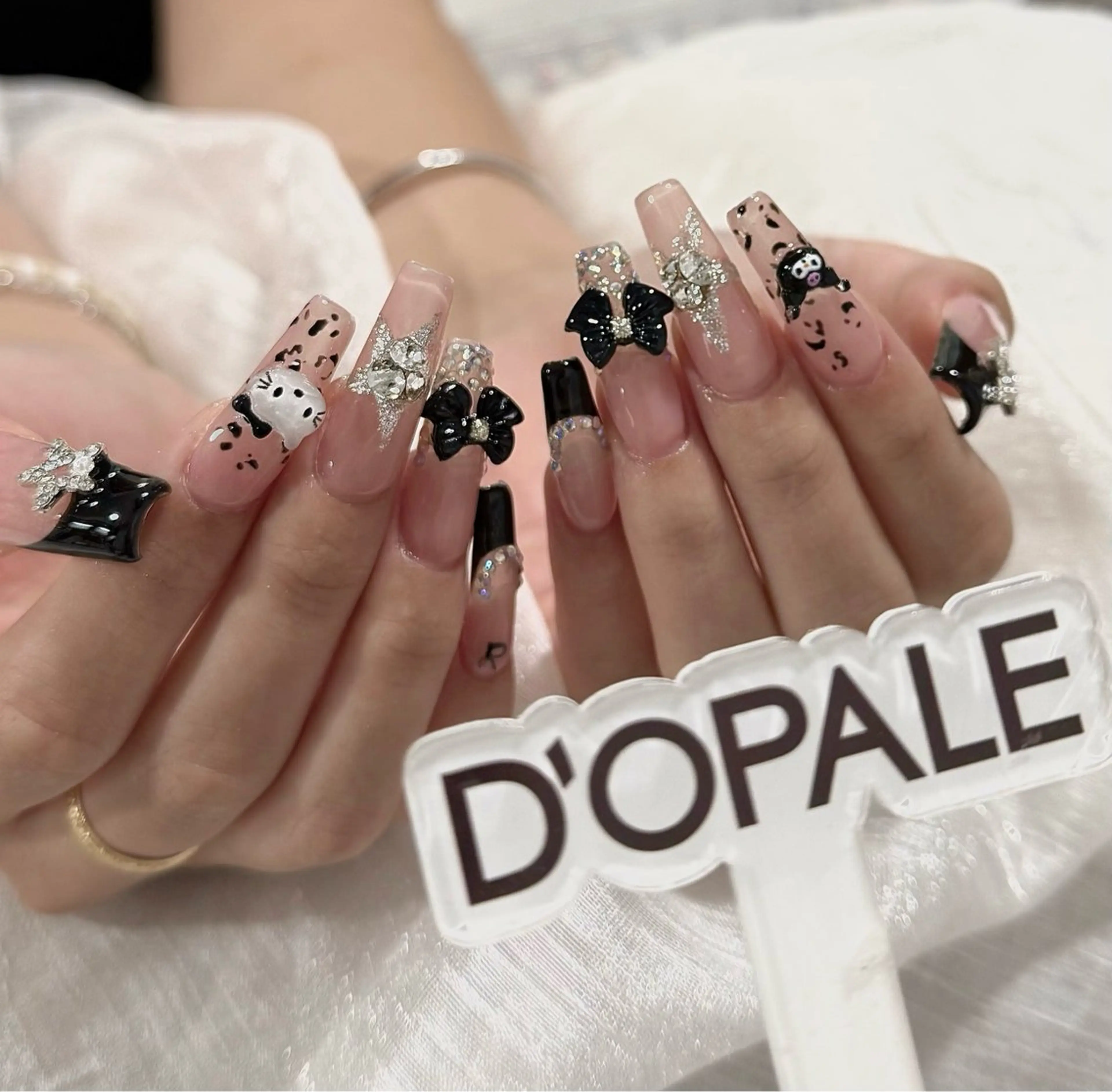 ネイル ハンドネイル 長さ出し専門店 上野店サロンのネイルデザイン