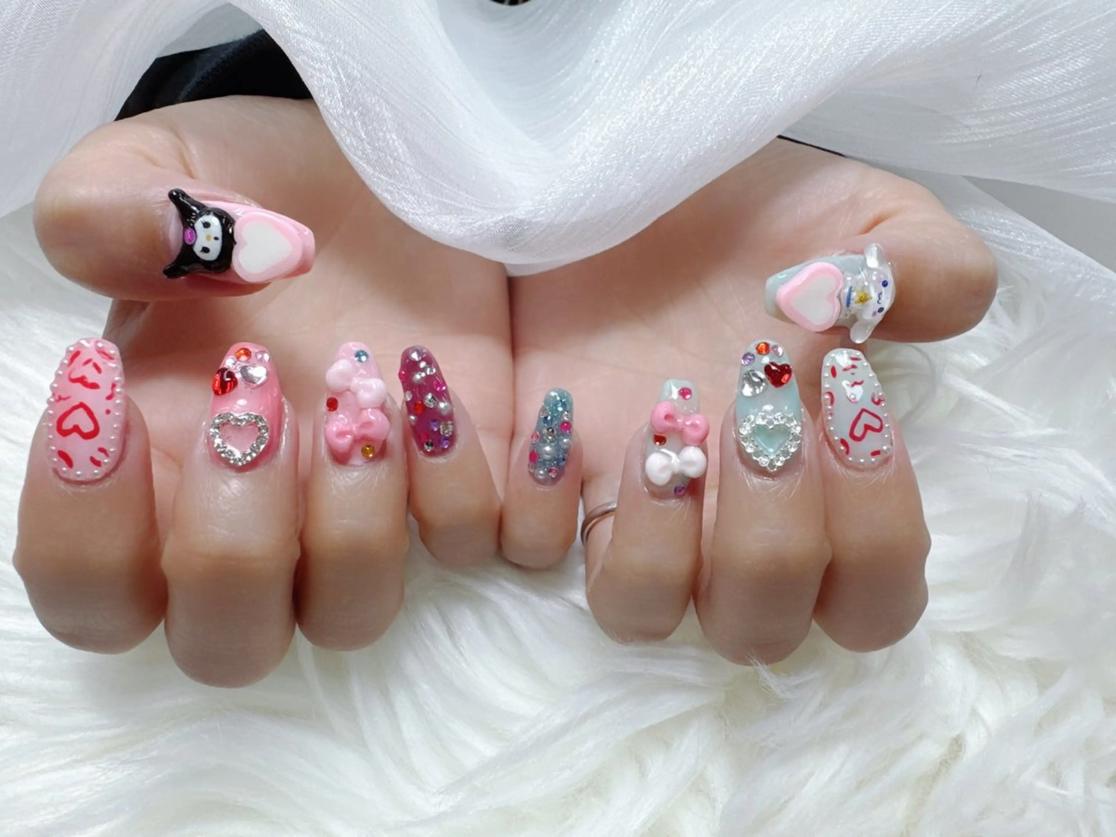 ネイル べっ甲ネイル チークネイル フラッシュネイル フットネイル フレンチネイル ハンドネイル ハンドケア Hara Nail 【パラジェル使用】のネイルデザイン