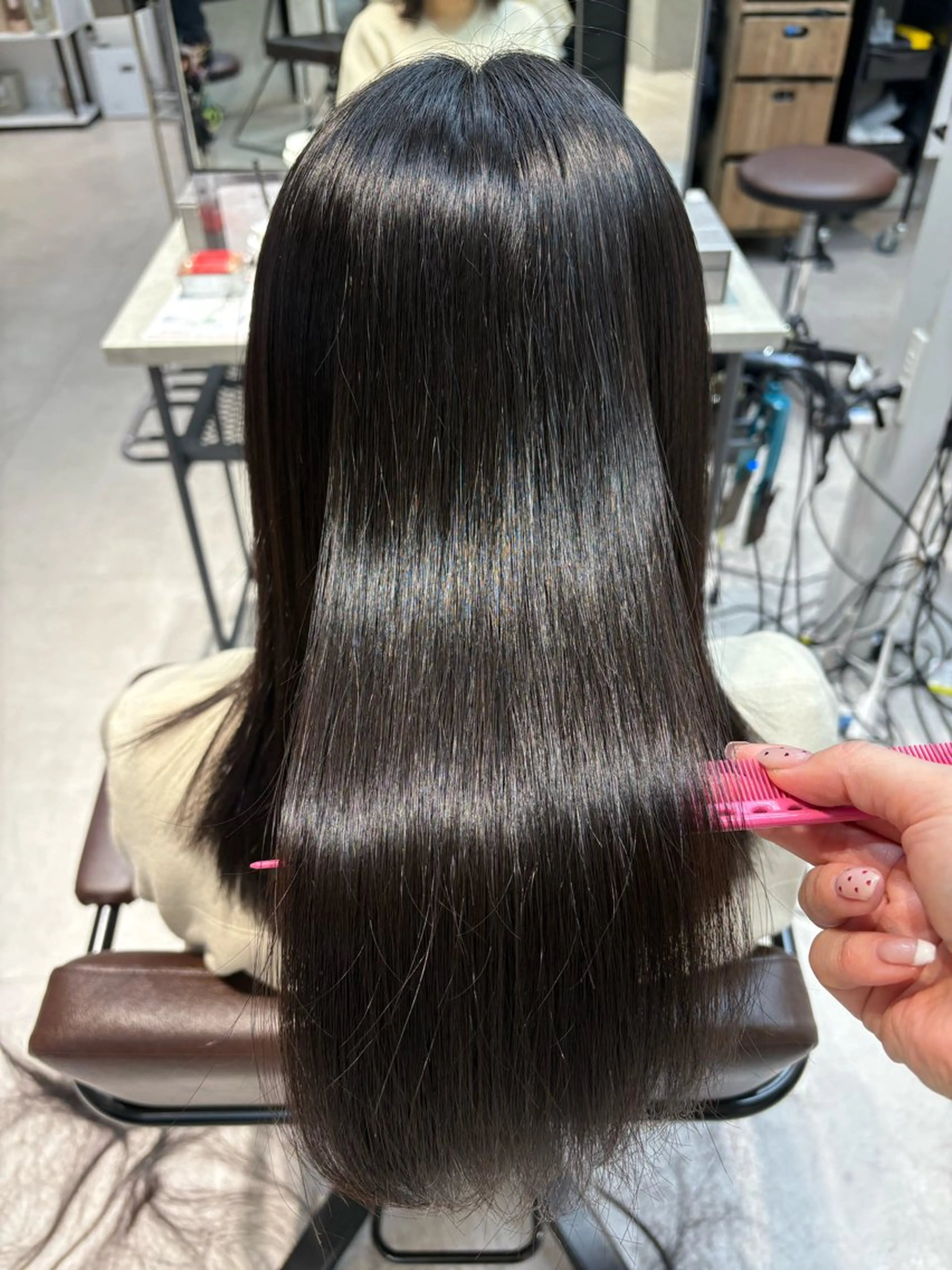 ロング 縮毛矯正 nina/髪質改善 /柔らかな艶髪🫧のヘアスタイル