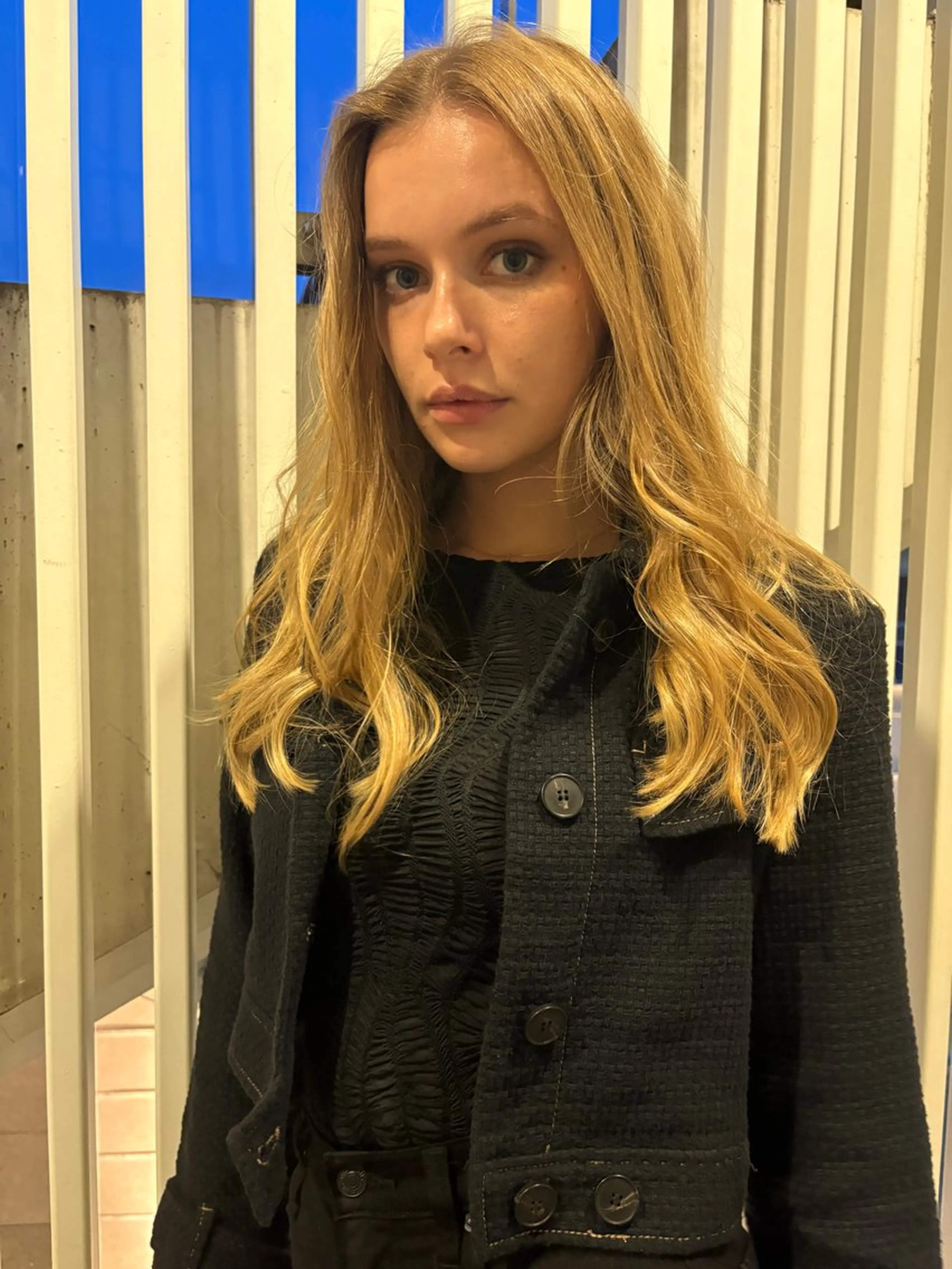 カラー MEY HAIR / CURLYS所属・カラー特化美容師 オレンジカラーのヘアスタイル