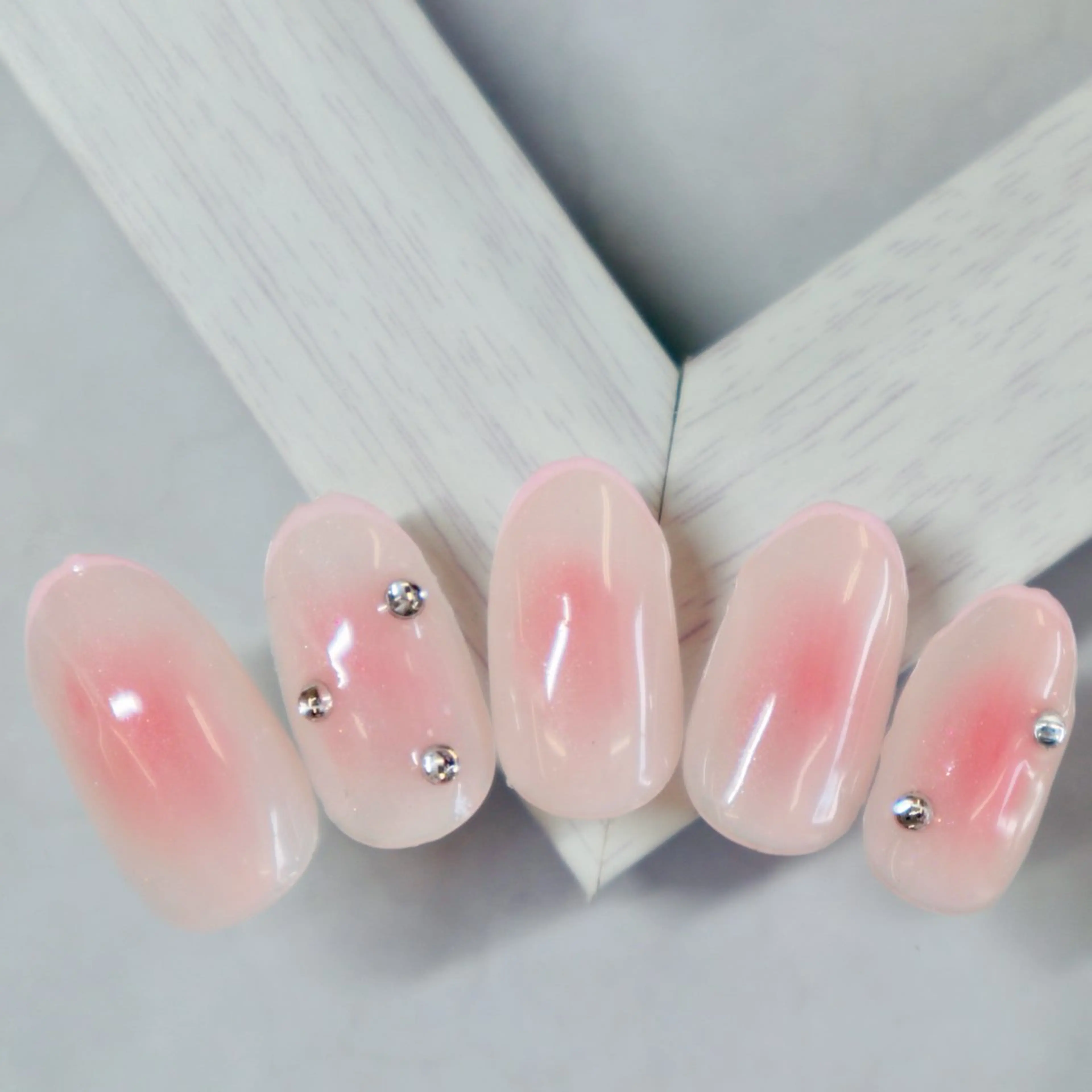 ネイル L‘ねいる 江坂店 エルネイルエサカテンのネイルデザイン