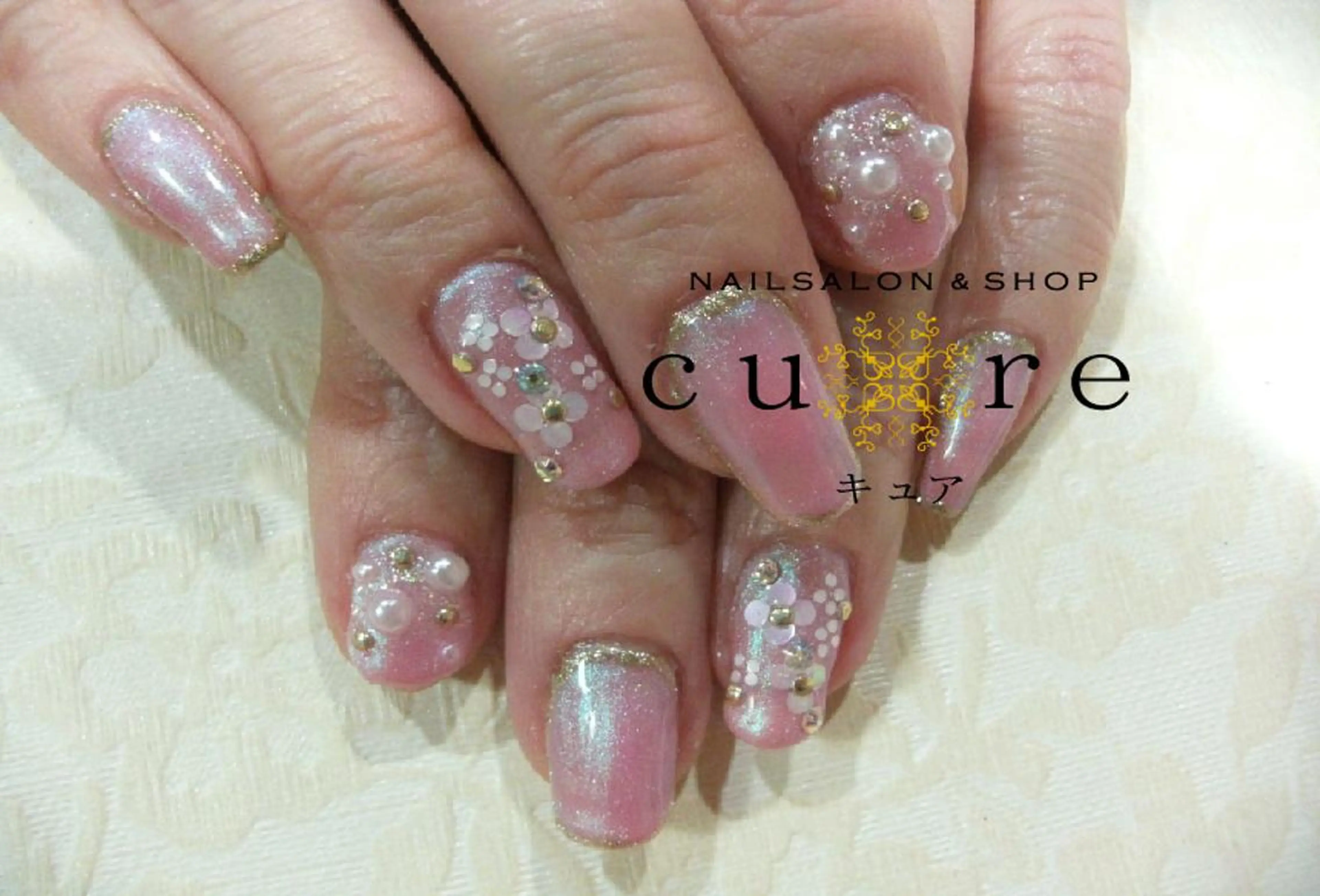 ネイル ミディアム ハンドネイル ネイルサロン Cureのネイルデザイン