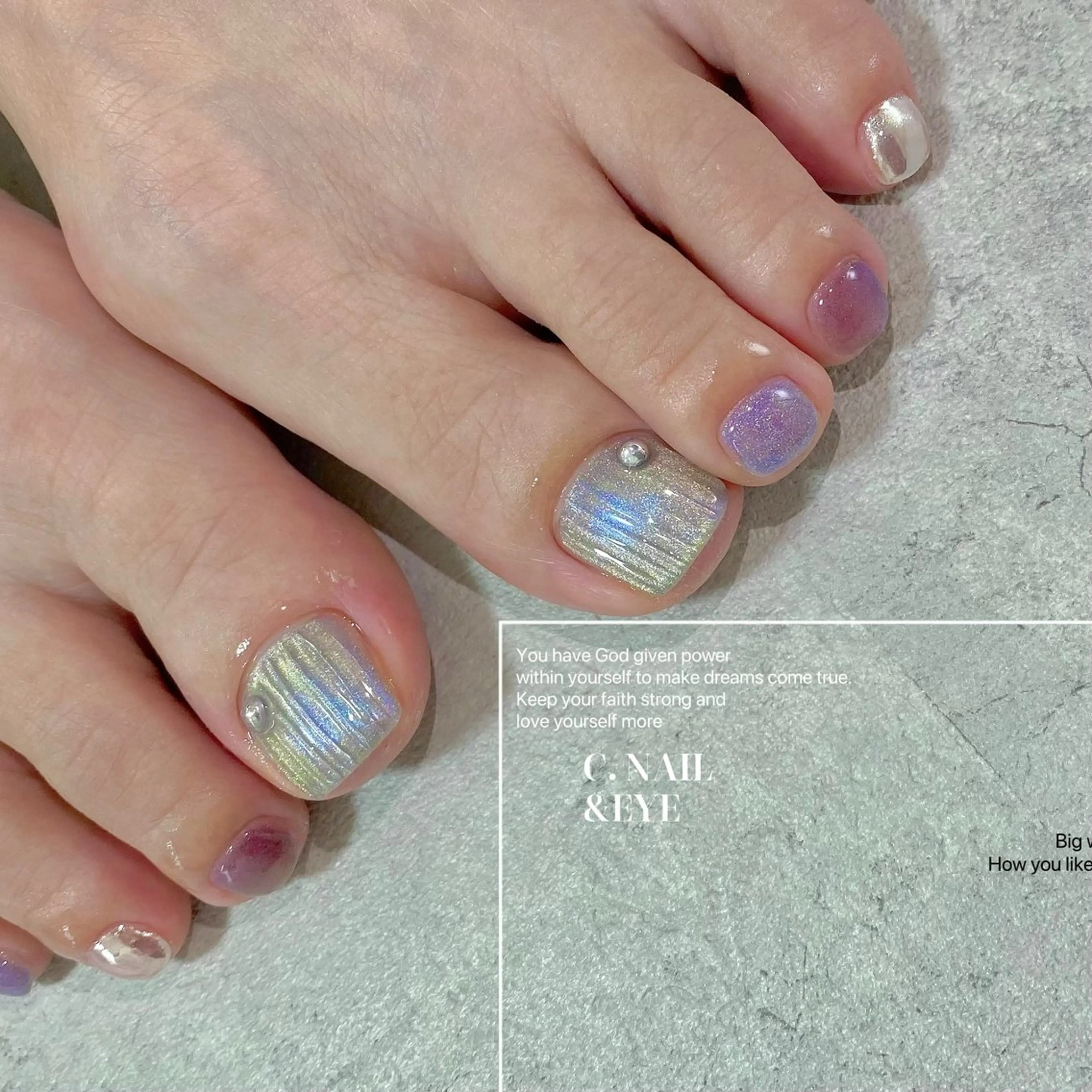 ネイル フラッシュネイル フットネイル 氷ネイル・うるうるネイル マグネットネイル ミラーネイル C.Nail &Eye筑紫駅のネイルデザイン