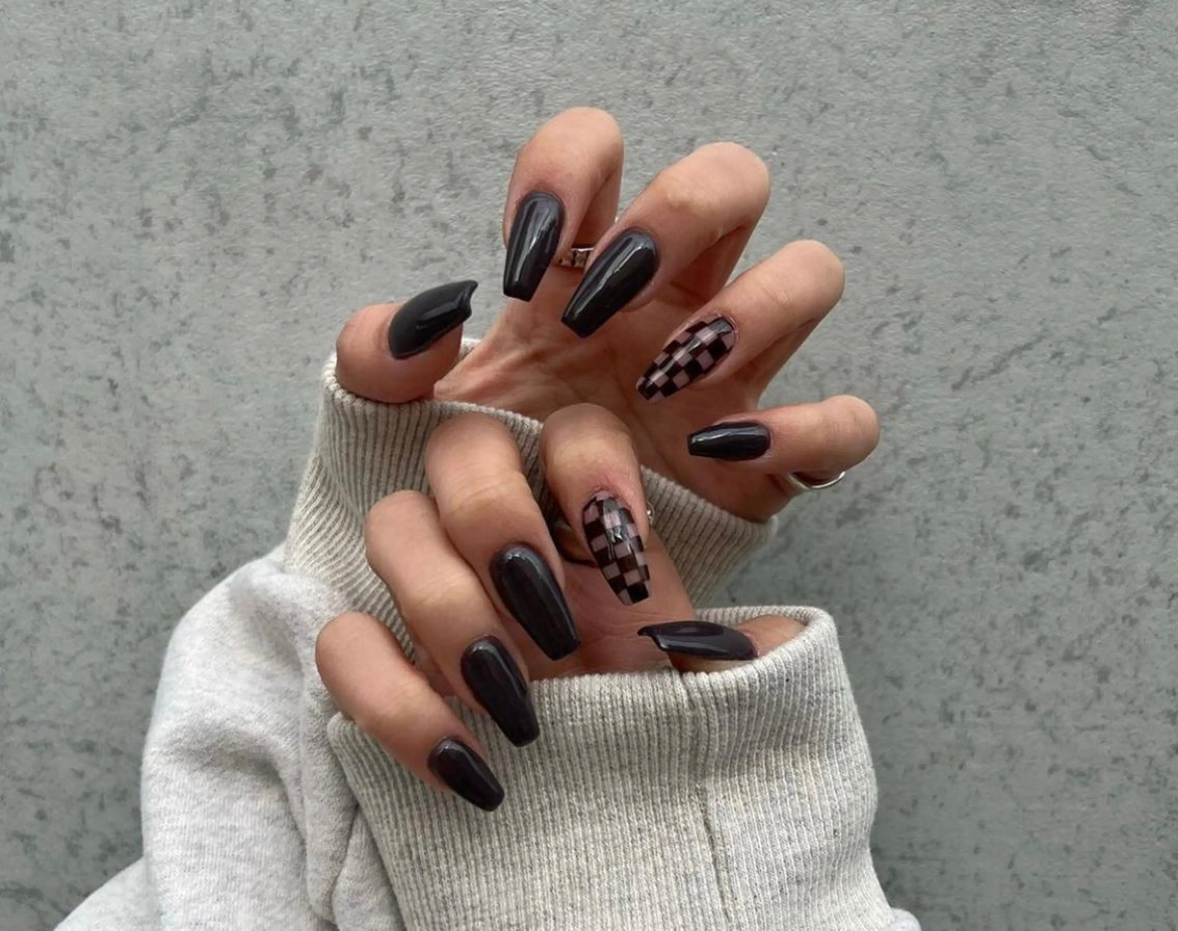 ネイル 長さ出し ネイルチップ 大塚眉毛|ハンドケア |肌管理の眉毛・アイブロウイメージ