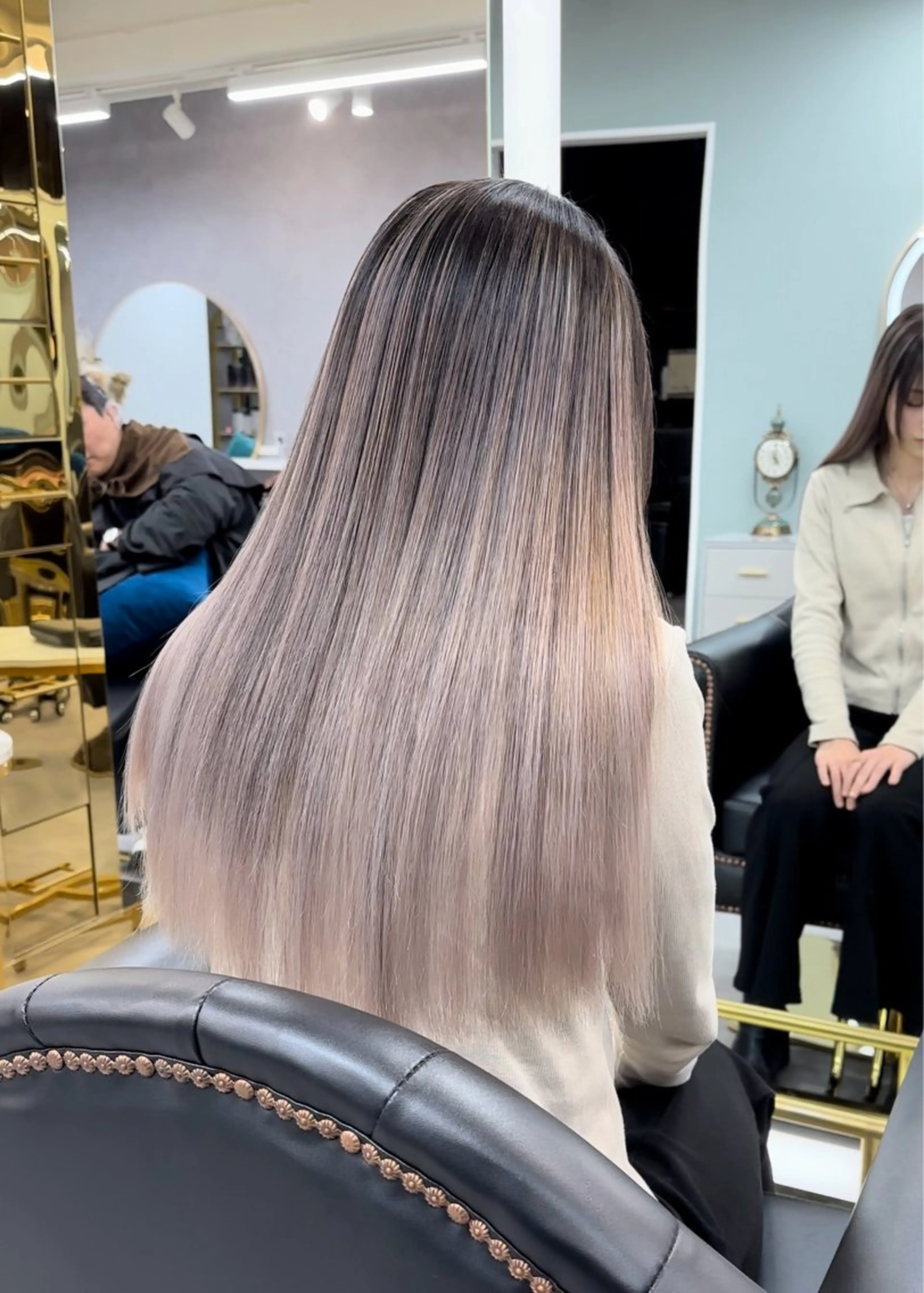 バレイヤージュカラーの写真