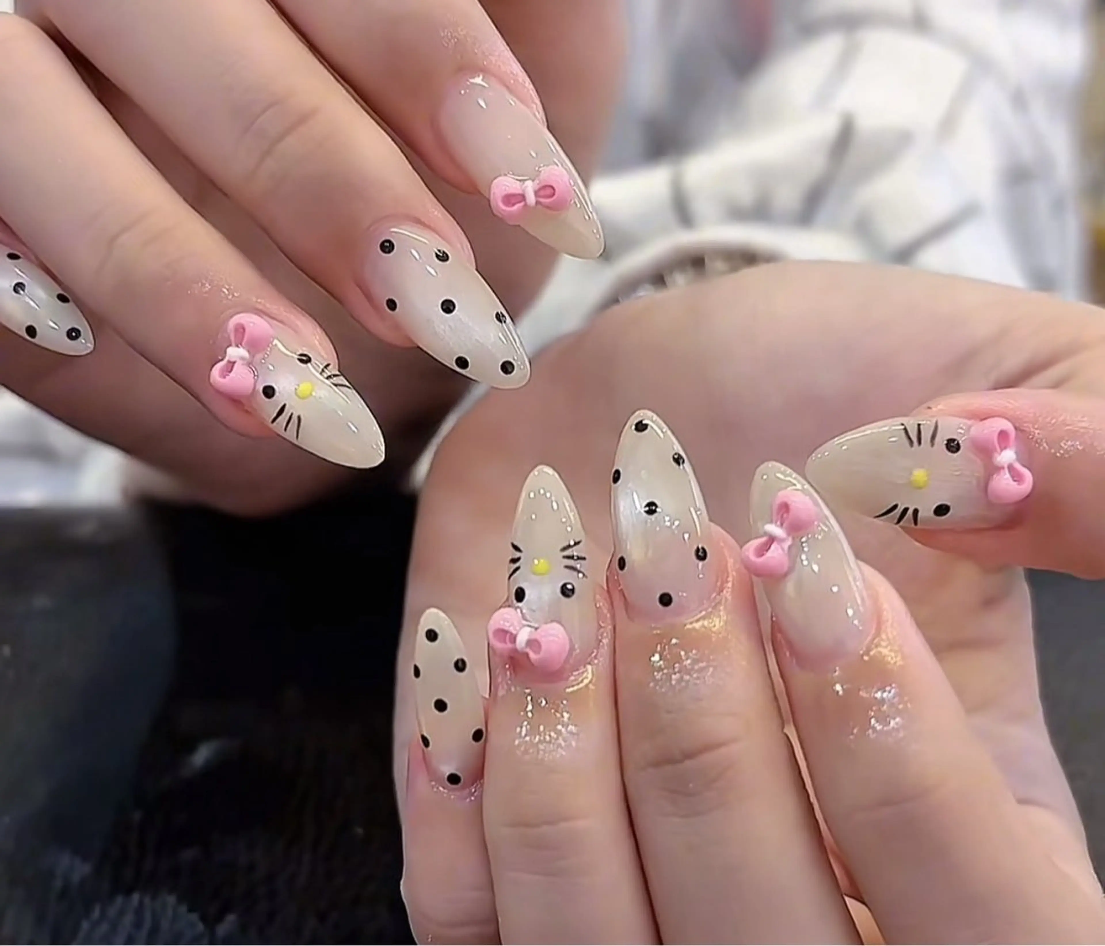 ネイル フレンチネイル ジェルネイル ガラスフレンチ ハロウィン ハート ハンドネイル H.baby Nail Salonのネイルデザイン