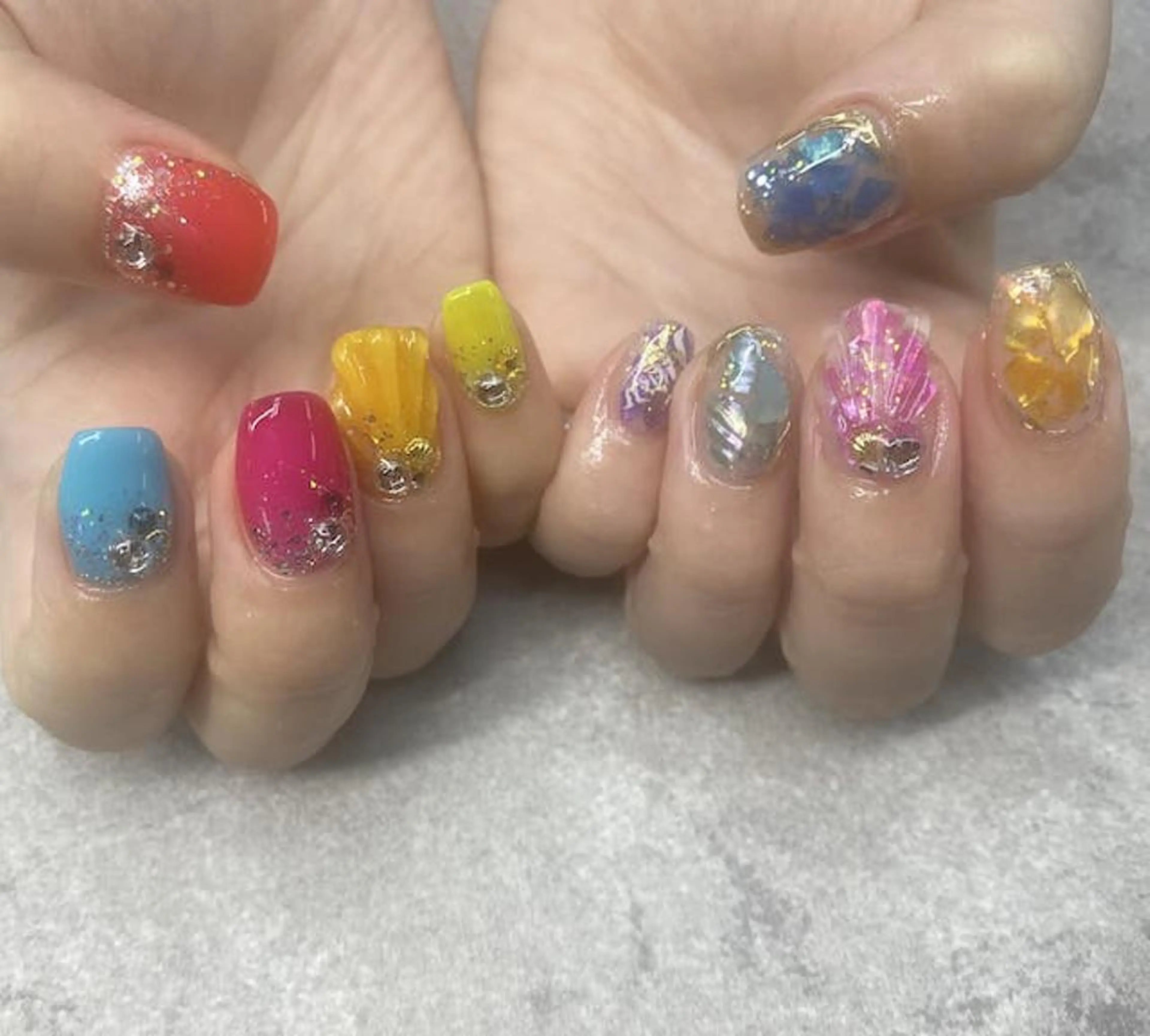ネイル フットネイル フレンチネイル ジェルネイル ガラスフレンチ グラデーション ハンドネイル ハンドケア FASTNAIL PLUS 新宿店のネイルデザイン