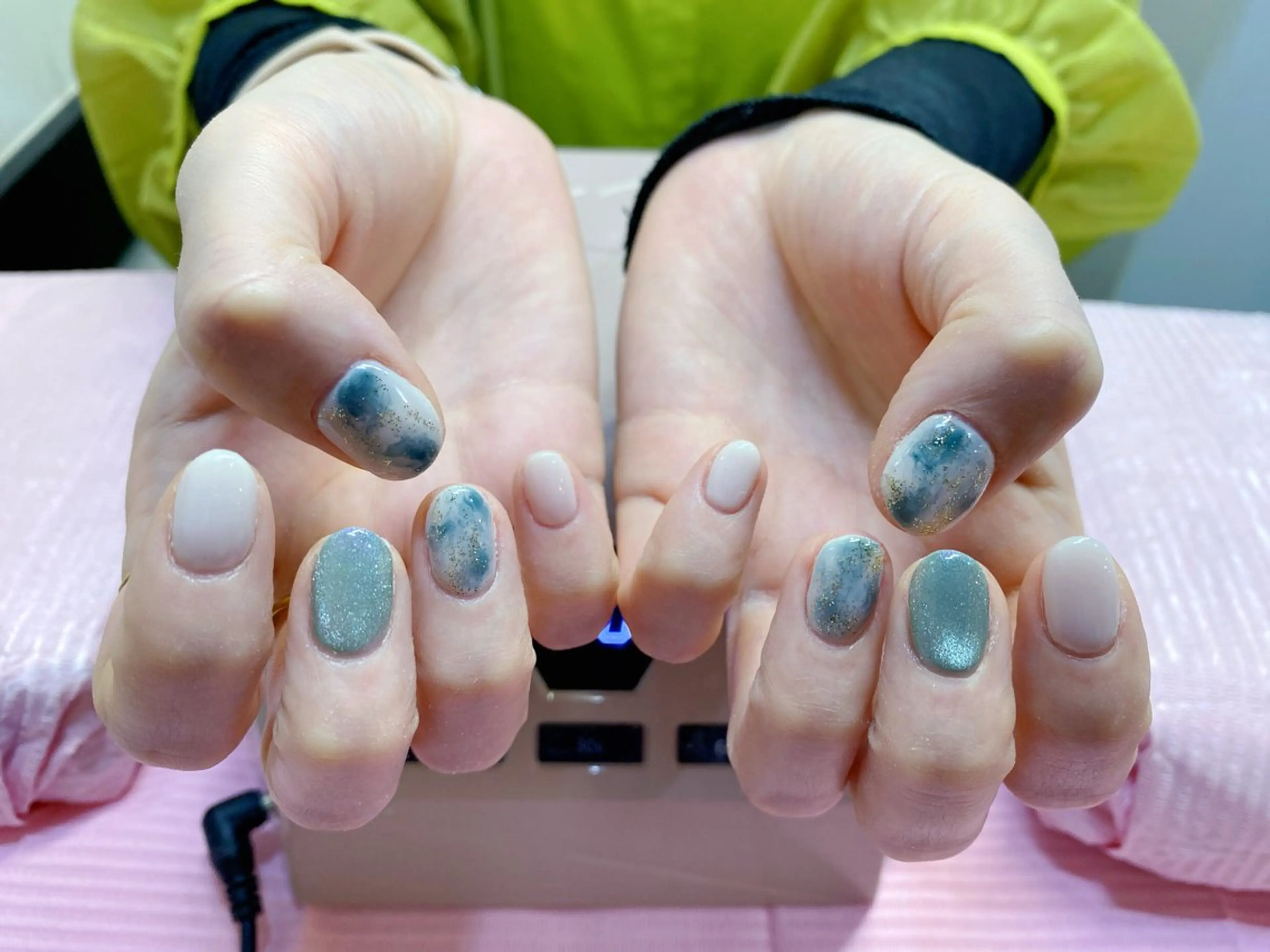 ネイル マグネットネイル 大理石ネイル(マーブル) H あさこのネイルデザイン